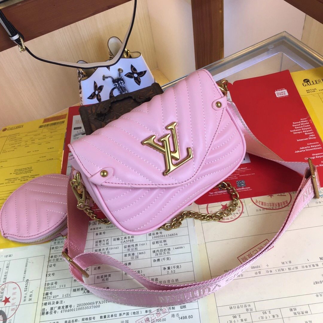 送料無料新入荷ルイヴィトンLouis Vuittonショルダーバッグ スーパーコピー財布代引き可能国内発送後払い安全必ず届く信用できるサイト