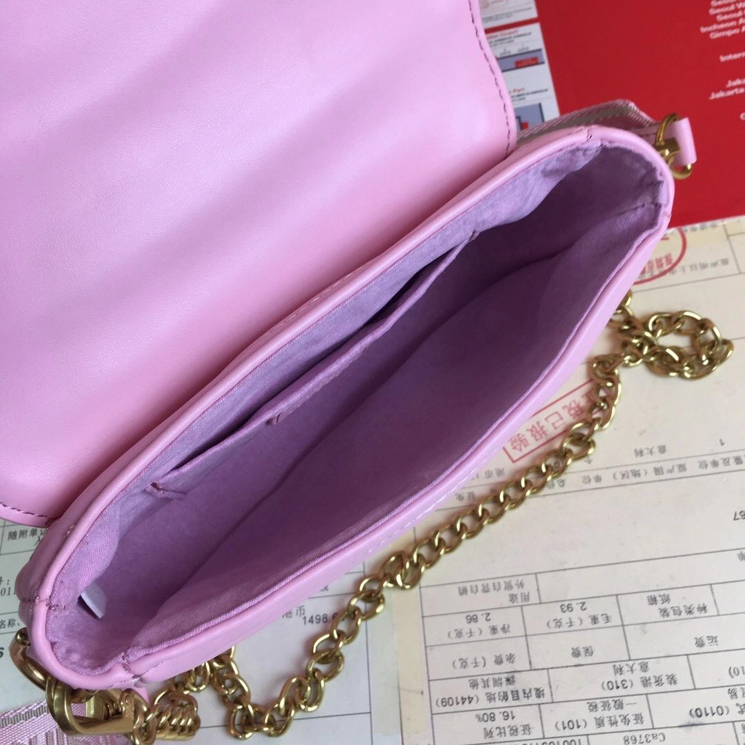 送料無料新入荷ルイヴィトンLouis Vuittonショルダーバッグ スーパーコピー財布代引き可能国内発送後払い安全必ず届く信用できるサイト