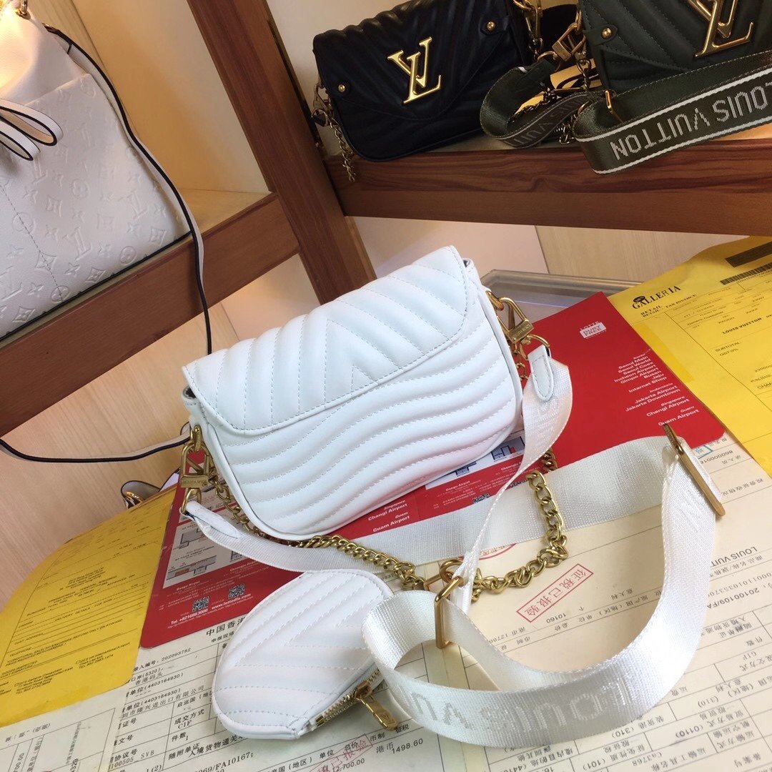 送料無料新入荷ルイヴィトンLouis Vuittonショルダーバッグ スーパーコピー財布代引き可能国内発送後払い安全必ず届く信用できるサイト