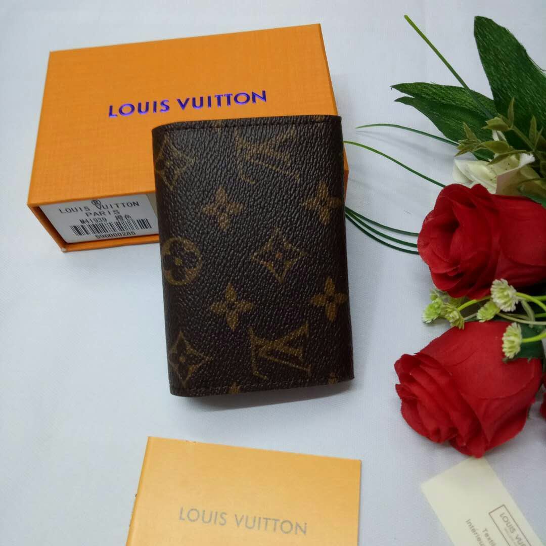 送料無料新入荷ルイヴィトンLouis Vuitton短財布実物の写真スーパーコピー代引き可能国内発送後払い安全必ず届く信用できるサイトト