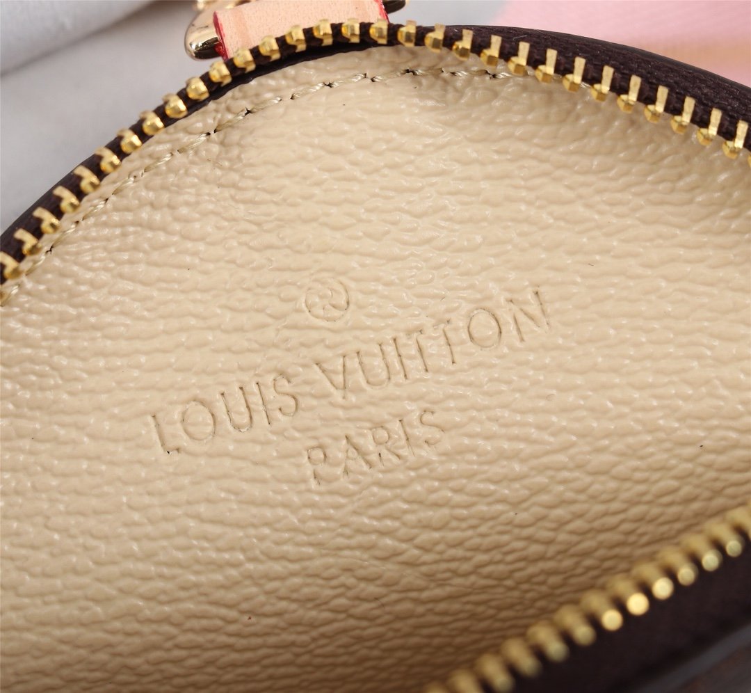 送料無料新入荷ルイヴィトンLouis Vuittonショルダーバッグ実物の写真スーパーコピー代引き可能国内発送後払い安全必ず届く信用できるサイトト