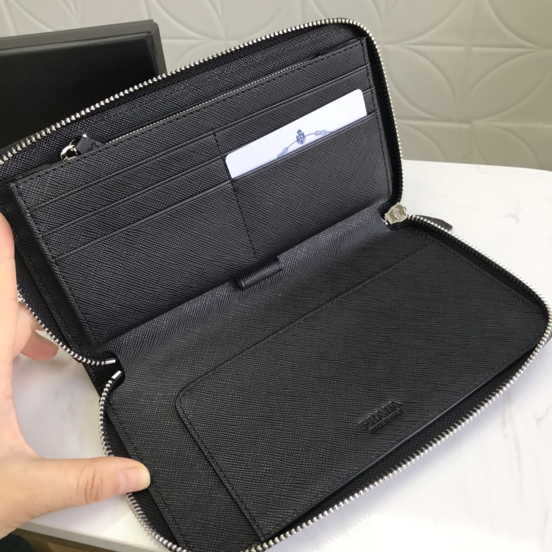 送料無料新入荷Prada プラダ長財布実物の写真スーパーコピー代引き可能国内発送後払い安全必ず届く信用できるサイトト