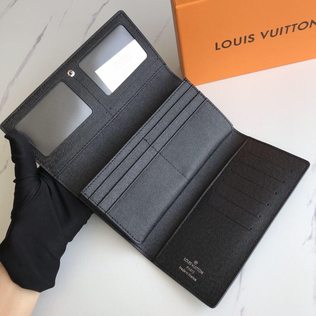 送料無料新入荷ルイヴィトンLouis Vuitton財布実物の写真スーパーコピー代引き可能国内発送後払い安全必ず届く信用できるサイトト