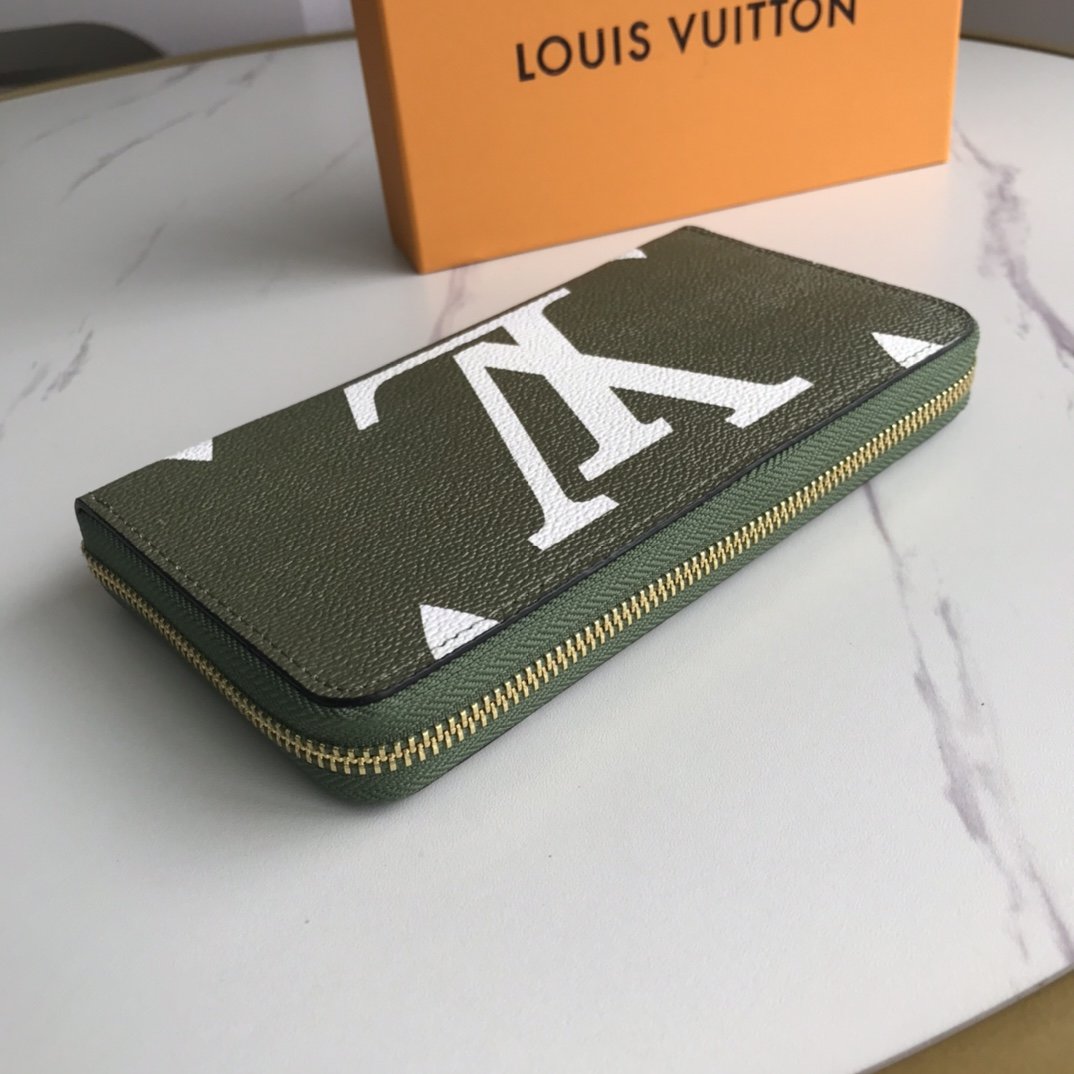 送料無料新入荷ルイヴィトンLouis Vuitton財布実物の写真スーパーコピー代引き可能国内発送後払い安全必ず届く信用できるサイトト