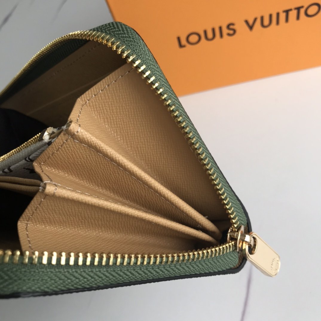 送料無料新入荷ルイヴィトンLouis Vuitton財布実物の写真スーパーコピー代引き可能国内発送後払い安全必ず届く信用できるサイトト