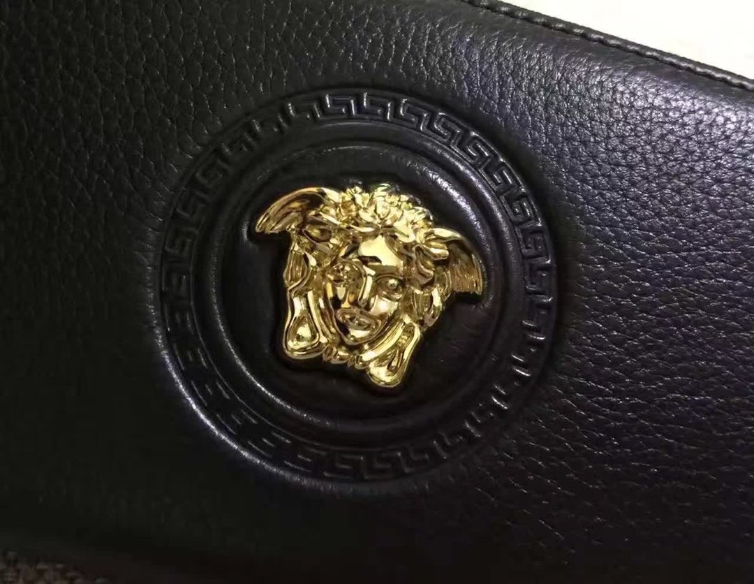 偽物おすすめ口コミVersace ヴェルサーチ 実物の写真スーパーコピー財布N品代引き対応国内発送後払い安全必ず届く人気サイト