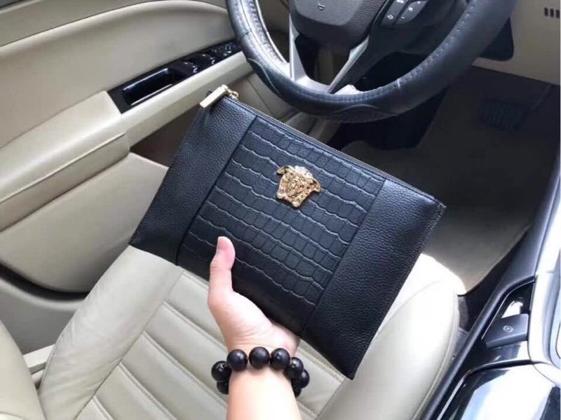 偽物おすすめ口コミVersace ヴェルサーチ 実物の写真スーパーコピーバッグN品代引き対応国内発送後払い安全必ず届く人気サイト