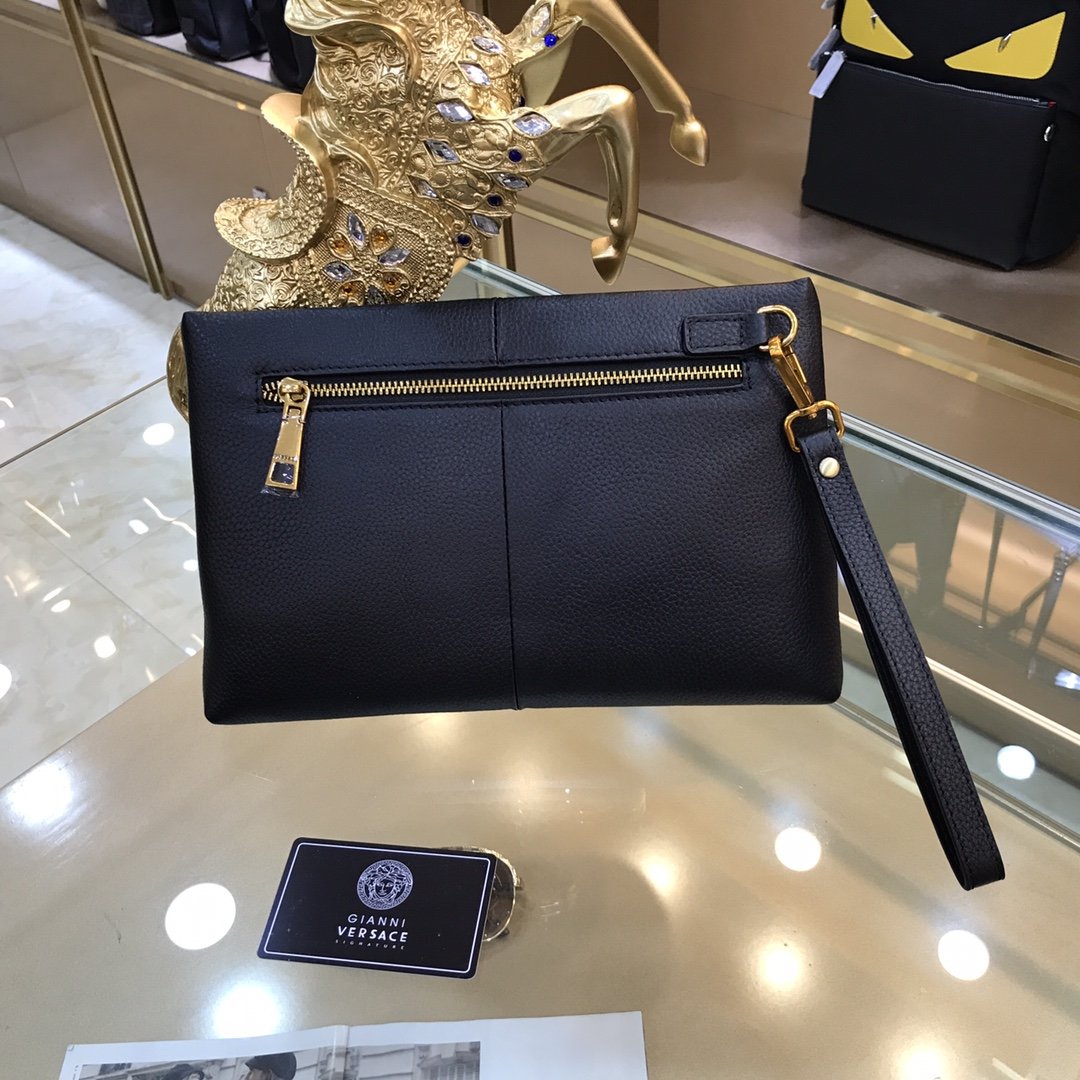 偽物おすすめ口コミVersace ヴェルサーチ 実物の写真スーパーコピーバッグN品代引き対応国内発送後払い安全必ず届く人気サイト