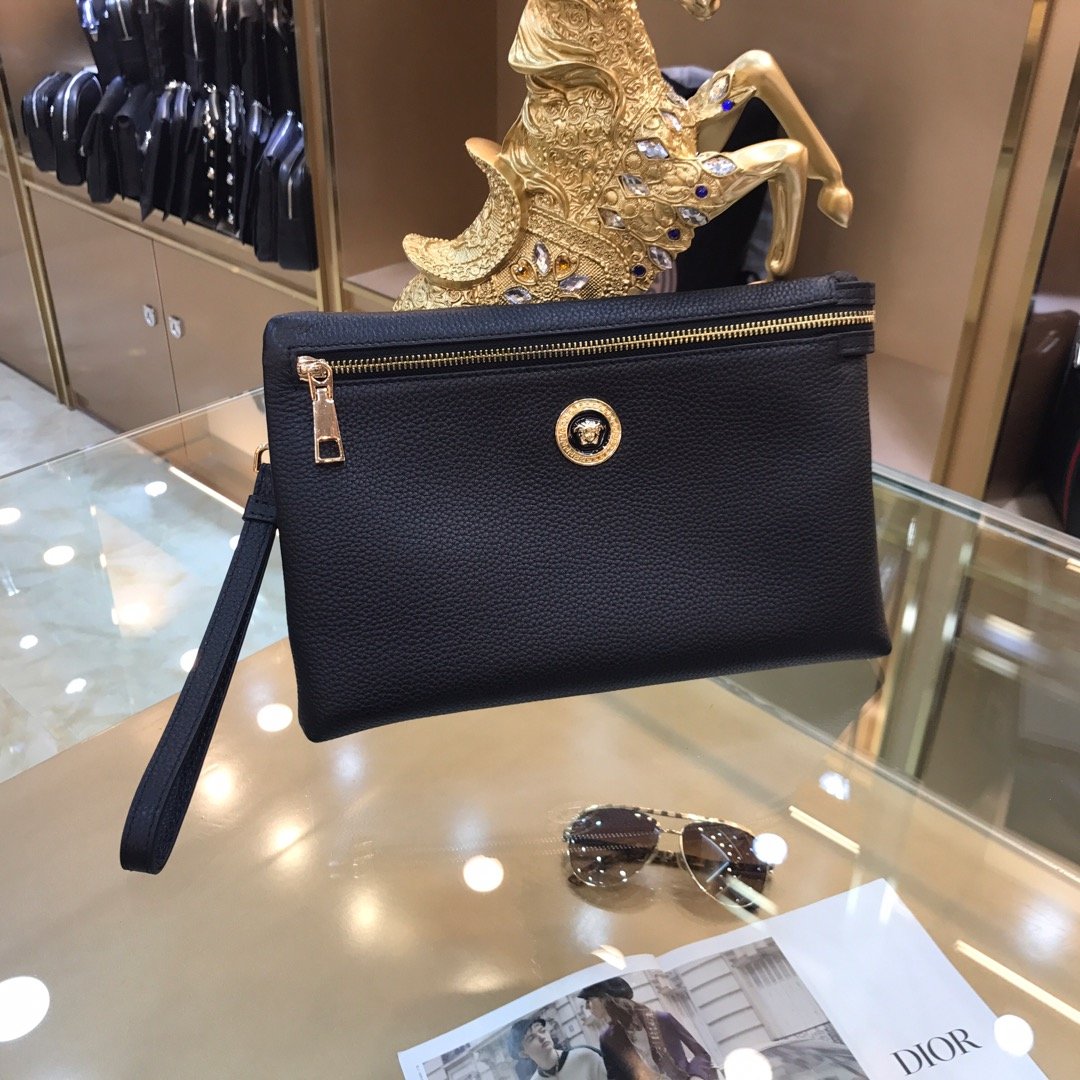 偽物おすすめ口コミVersace ヴェルサーチ 実物の写真スーパーコピーバッグN品代引き対応国内発送後払い安全必ず届く人気サイト