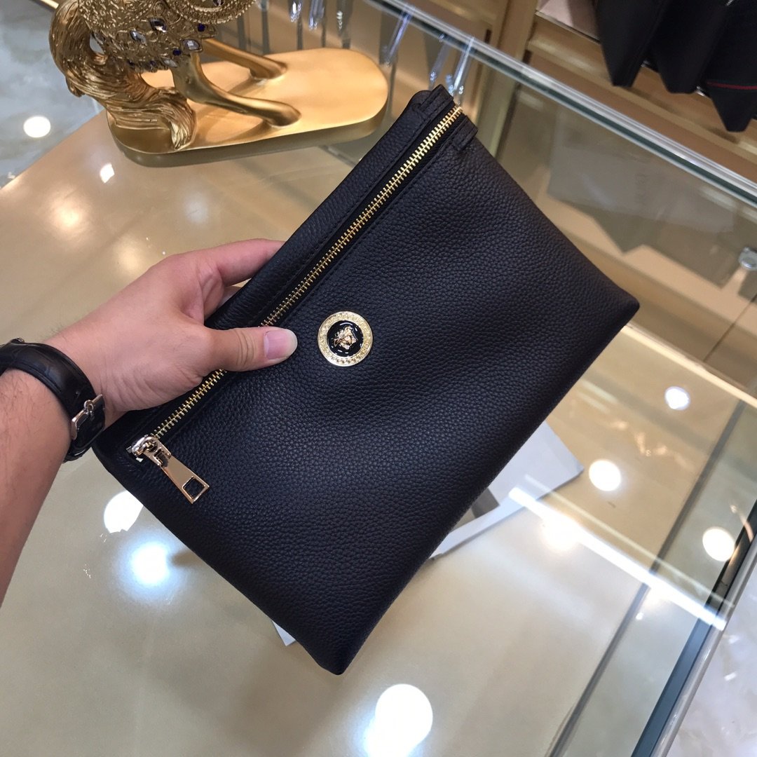 偽物おすすめ口コミVersace ヴェルサーチ 実物の写真スーパーコピーバッグN品代引き対応国内発送後払い安全必ず届く人気サイト