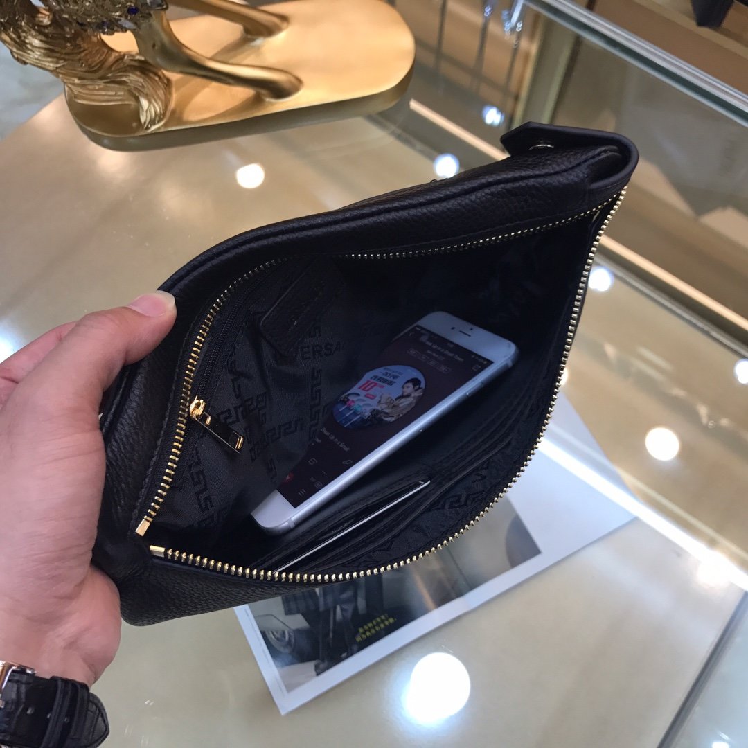偽物おすすめ口コミVersace ヴェルサーチ 実物の写真スーパーコピーバッグN品代引き対応国内発送後払い安全必ず届く人気サイト