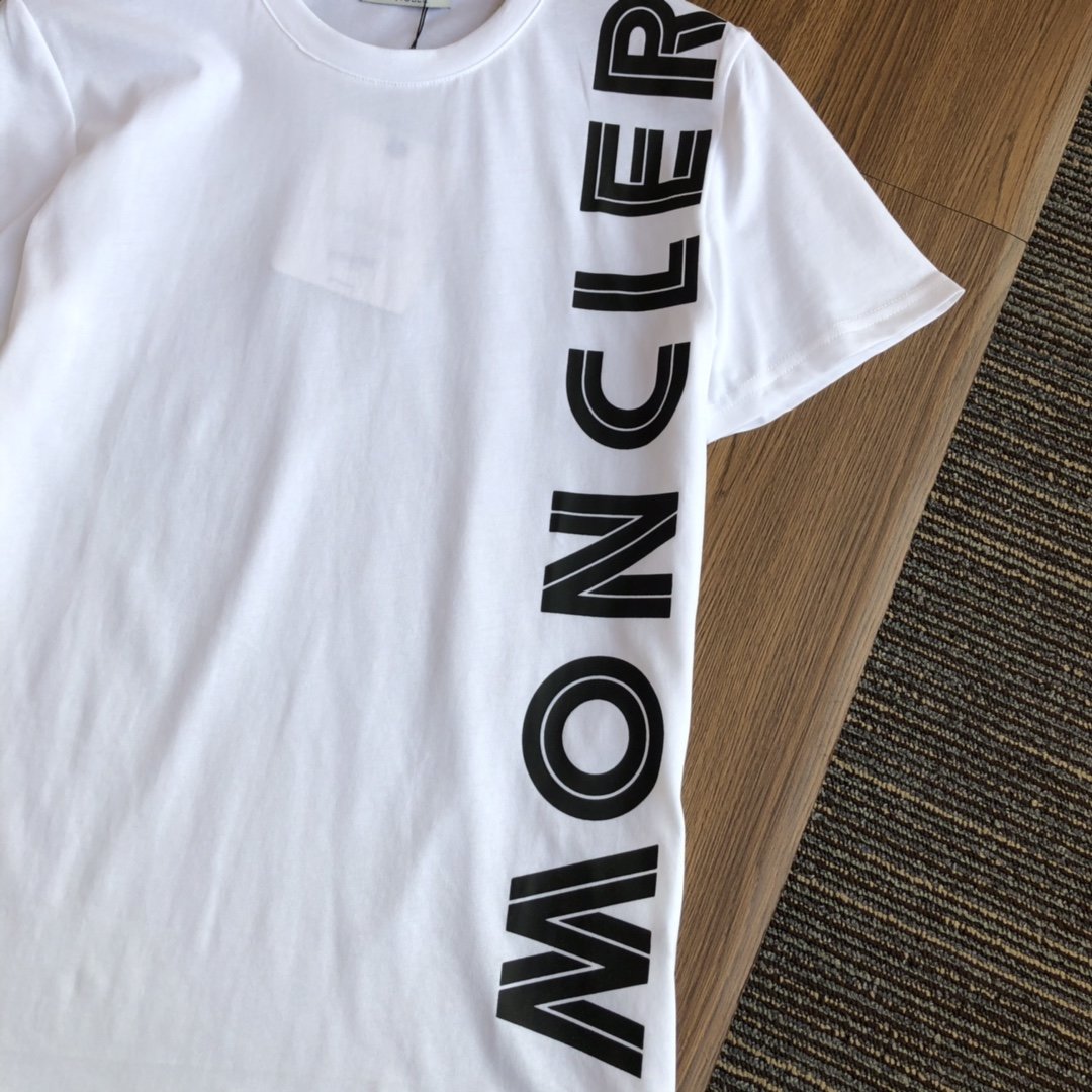 国内発送後払いモンクレール Moncler 半袖 メンズ/レディース Tシャツ 実物の写真 スーパーコピーTシャツN品代引き対応送料無料安全必ず届く信用できるサイト