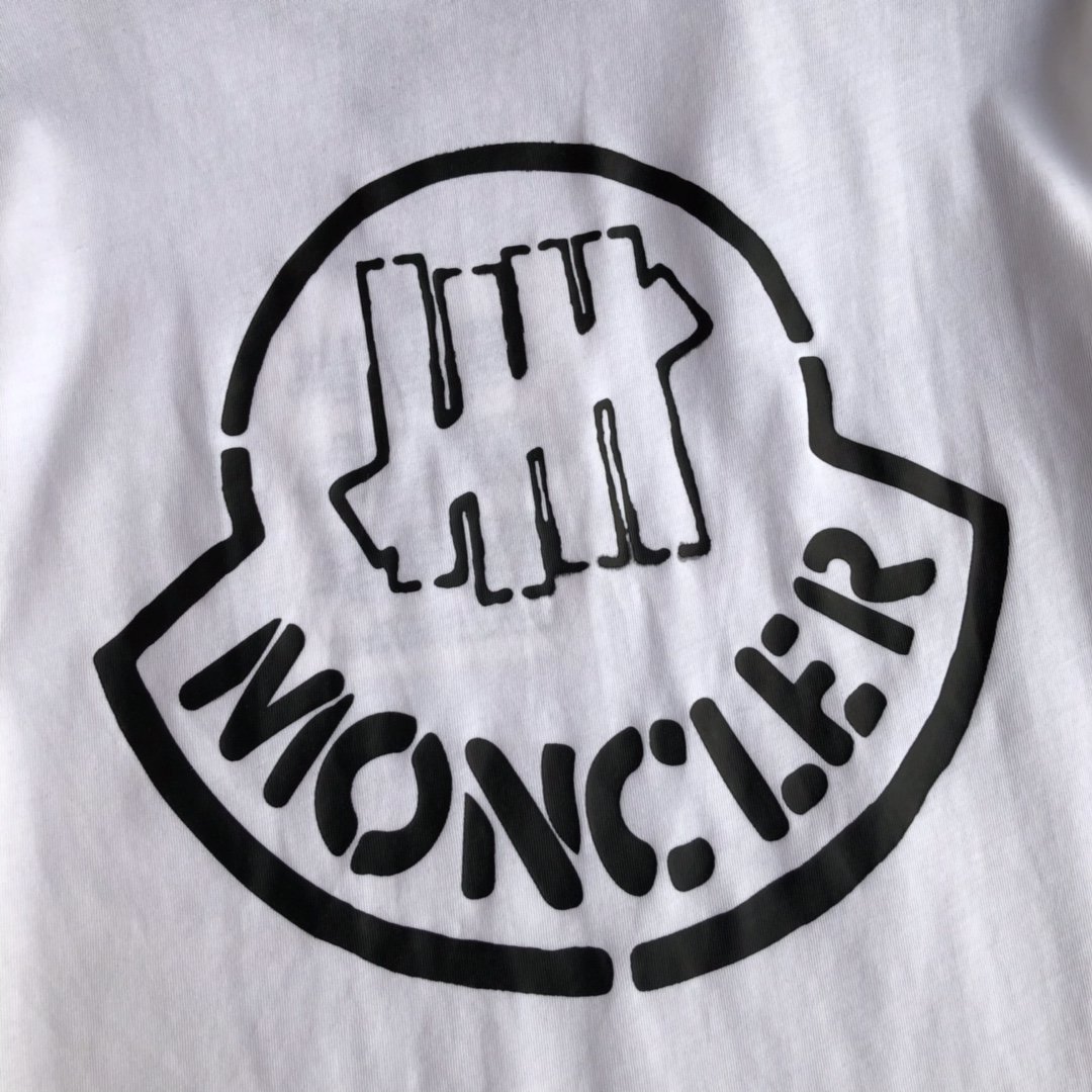 国内発送後払いモンクレール Moncler 半袖 メンズ/レディース Tシャツ 実物の写真 スーパーコピーTシャツN品代引き対応送料無料安全必ず届く信用できるサイト