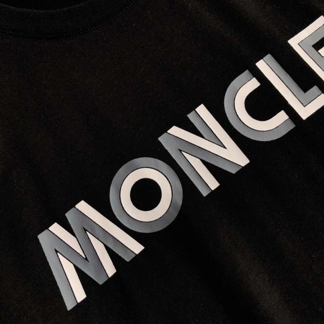 国内発送後払いモンクレール Moncler 半袖 メンズ/レディース Tシャツ 実物の写真 スーパーコピーTシャツN品代引き対応送料無料安全必ず届く信用できるサイト