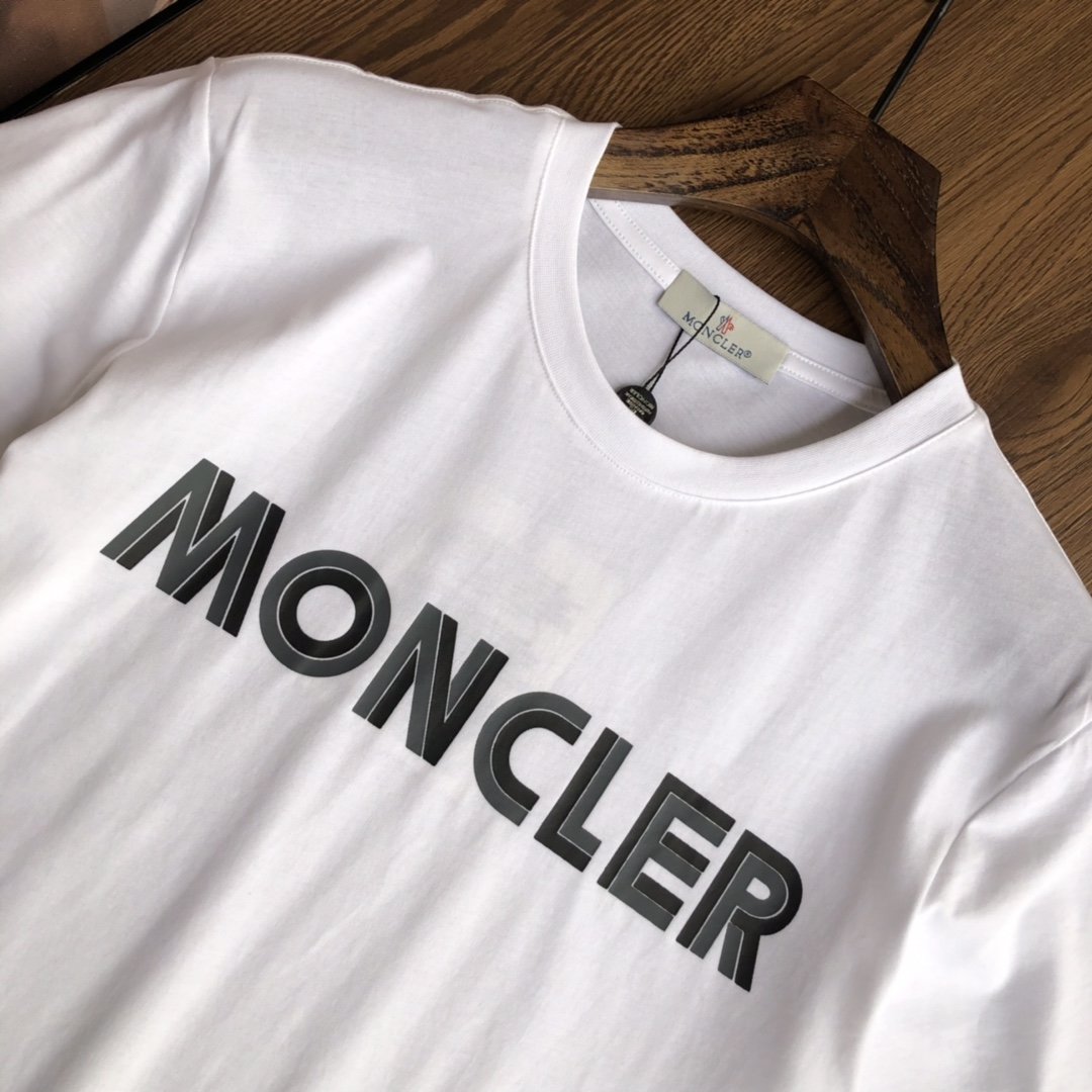 国内発送後払いモンクレール Moncler 半袖 メンズ/レディース Tシャツ 実物の写真 スーパーコピーTシャツN品代引き対応送料無料安全必ず届く信用できるサイト