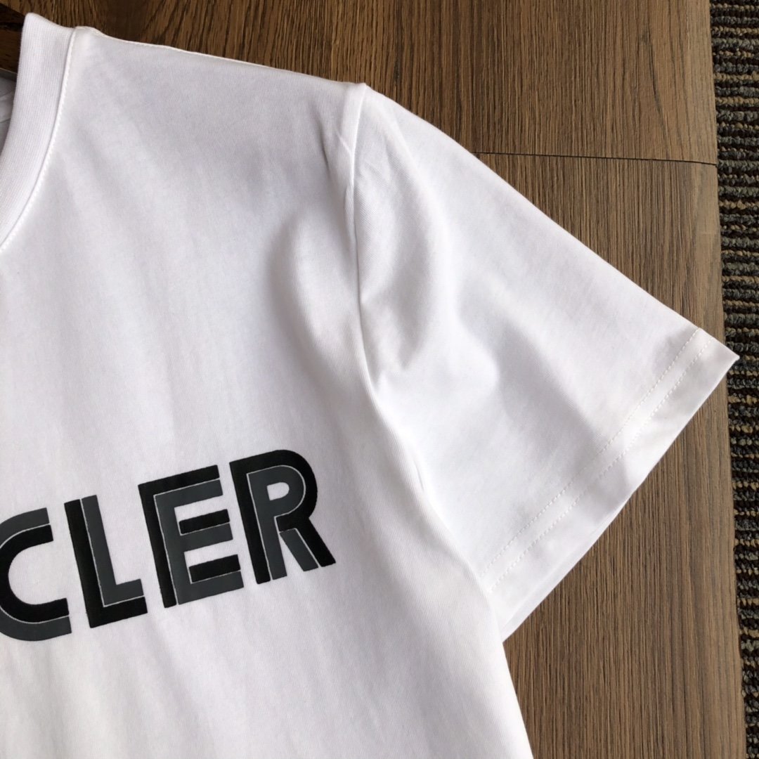 国内発送後払いモンクレール Moncler 半袖 メンズ/レディース Tシャツ 実物の写真 スーパーコピーTシャツN品代引き対応送料無料安全必ず届く信用できるサイト