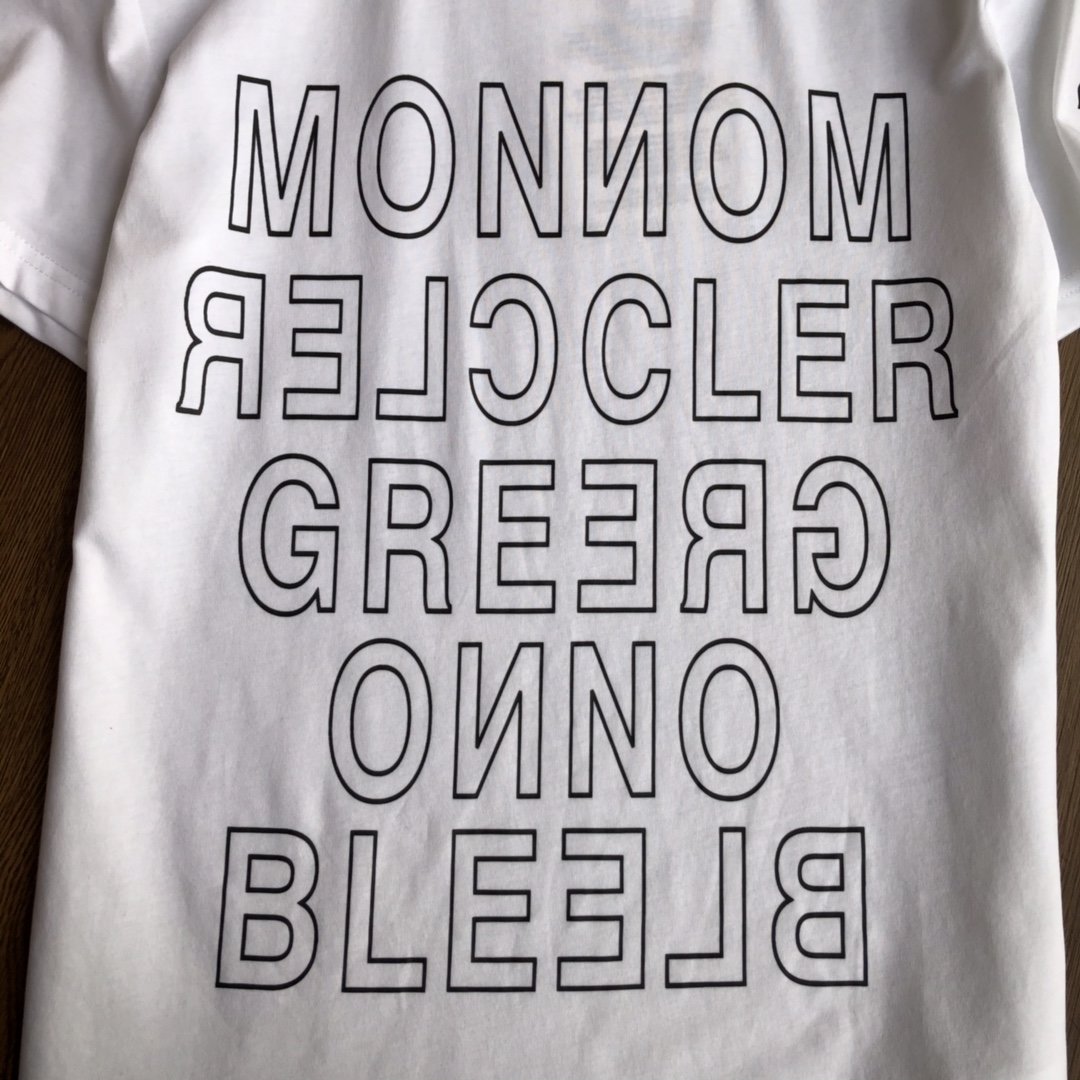 国内発送後払いモンクレール Moncler 半袖 メンズ/レディース Tシャツ 実物の写真 スーパーコピーTシャツN品代引き対応送料無料安全必ず届く信用できるサイト