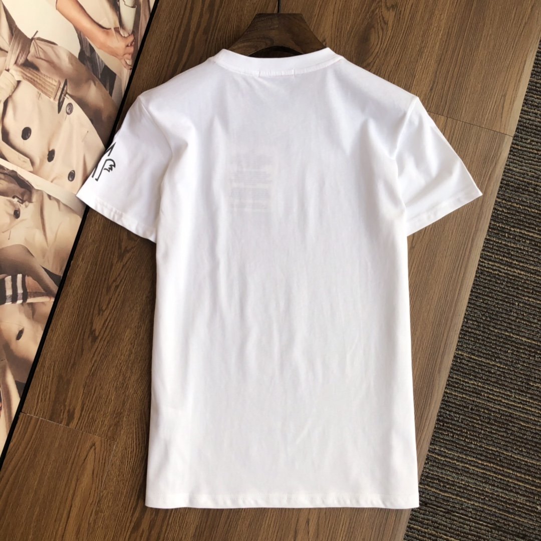 国内発送後払いモンクレール Moncler 半袖 メンズ/レディース Tシャツ 実物の写真 スーパーコピーTシャツN品代引き対応送料無料安全必ず届く信用できるサイト