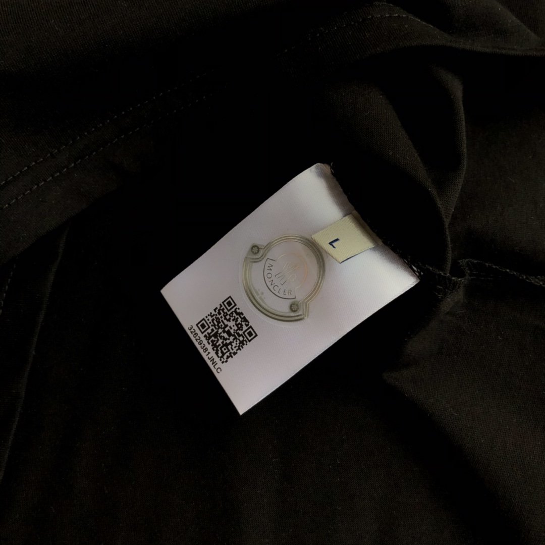 国内発送後払いモンクレール Moncler 半袖 メンズ/レディース Tシャツ 実物の写真 スーパーコピーTシャツN品代引き対応送料無料安全必ず届く信用できるサイト