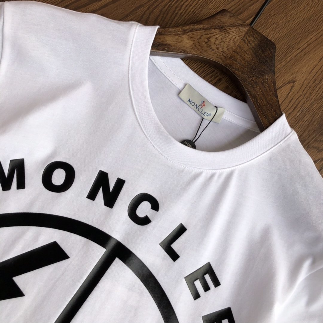 国内発送後払いモンクレール Moncler 半袖 メンズ/レディース Tシャツ 実物の写真 スーパーコピーTシャツN品代引き対応送料無料安全必ず届く信用できるサイト