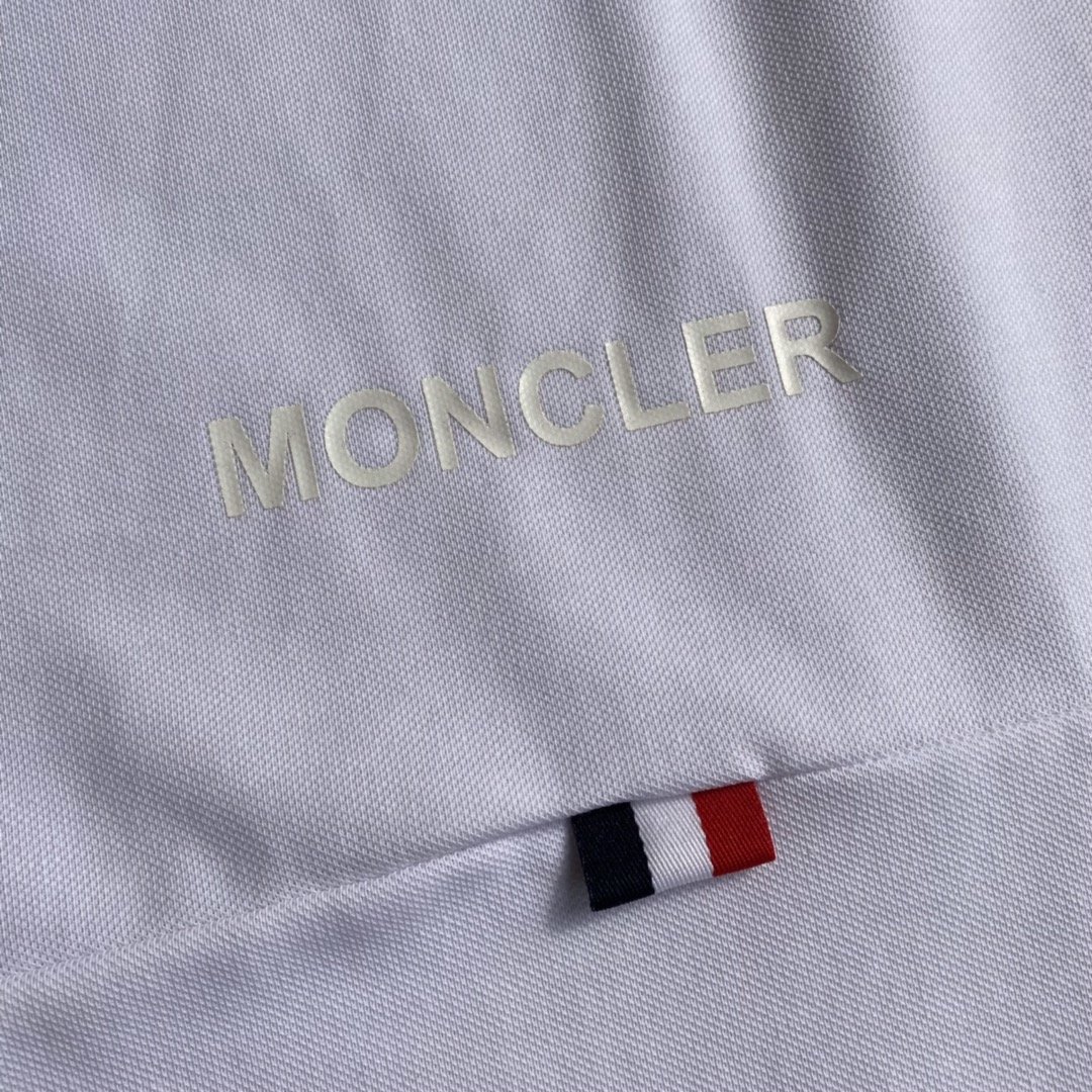 国内発送後払いモンクレール Moncler 半袖 メンズ/レディース Tシャツ 実物の写真 スーパーコピーTシャツN品代引き対応送料無料安全必ず届く信用できるサイト