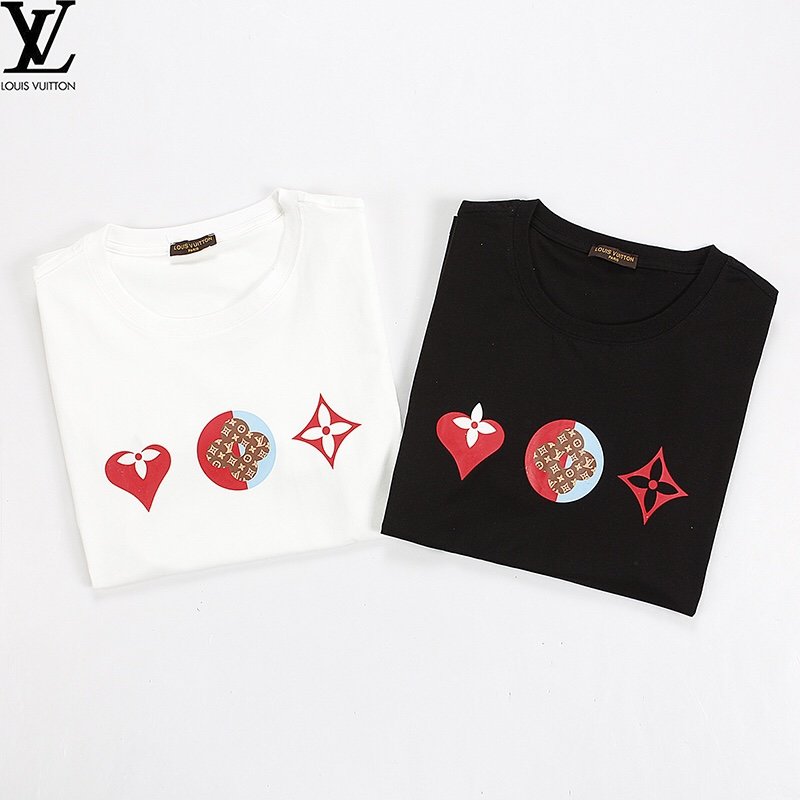 絶大な人気を誇るルイヴィトン Louis Vuitton 半袖 メンズ/レディース 実物の写真 スーパーコピーTシャツ代引き対応国内発送後払い送料無料安全必ず届く信用できるサイト