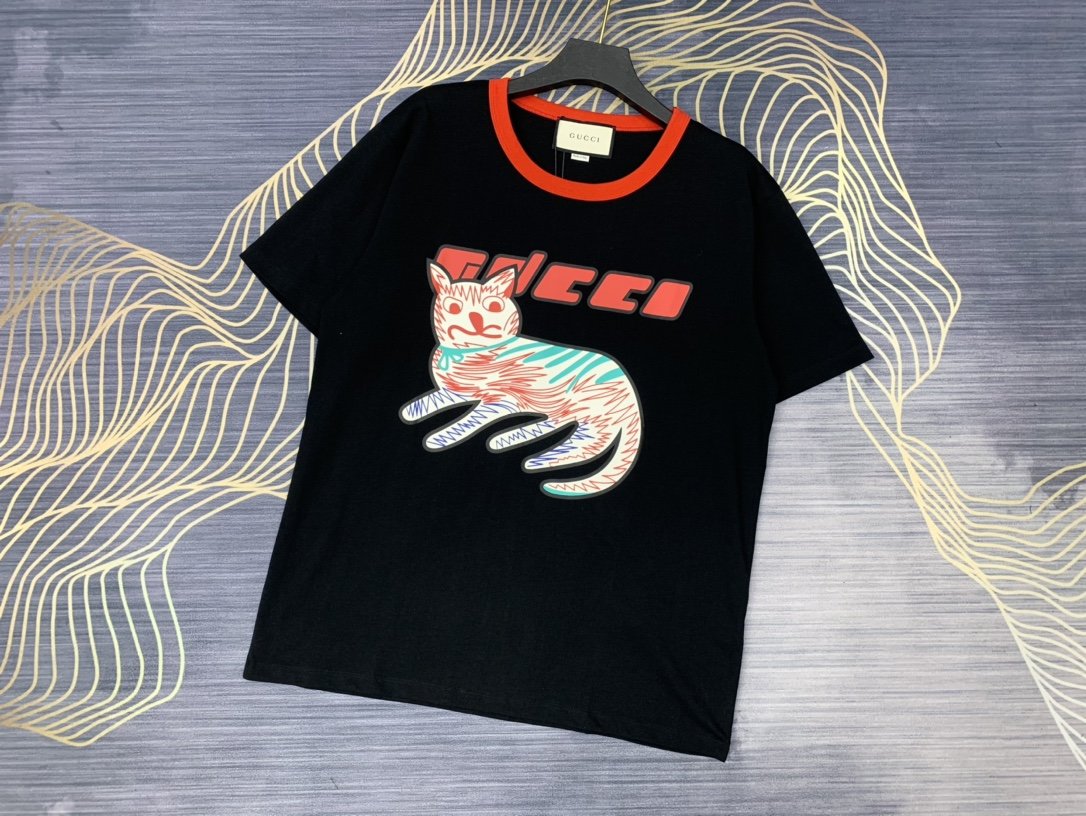 人気が爆発 Gucci グッチ Tシャツ メンズ/レディース ラウンドネック半袖  実物の写真 スーパーコピーN品代引き対応国内発送後払い送料無料安全必ず届く信用できるサイト