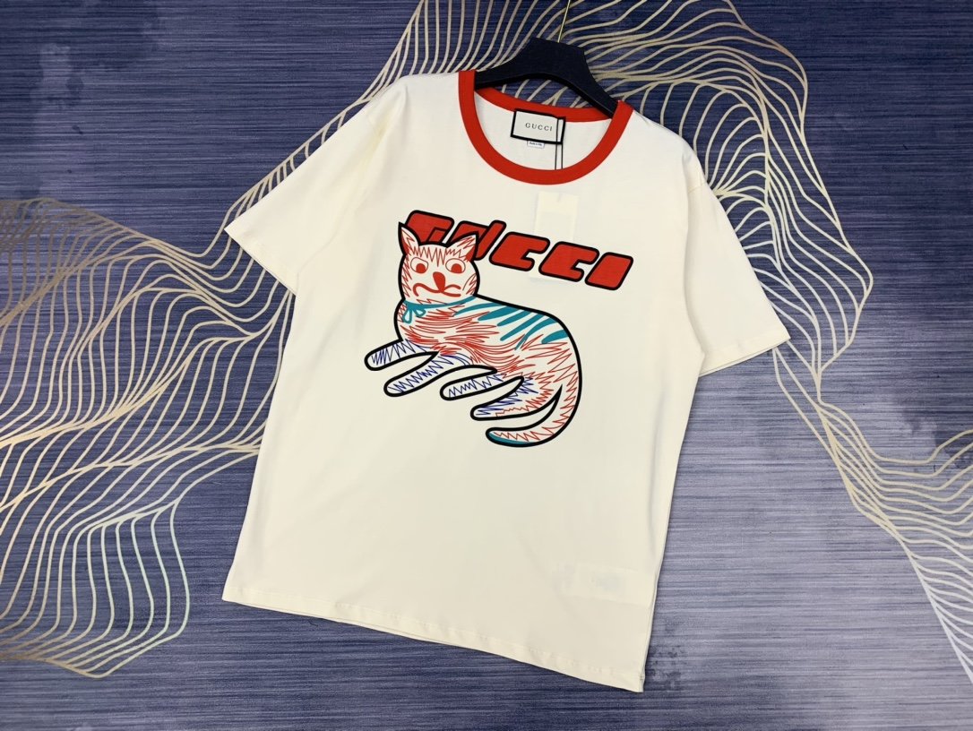 人気が爆発 Gucci グッチ Tシャツ メンズ/レディース ラウンドネック半袖  実物の写真 スーパーコピーN品代引き対応国内発送後払い送料無料安全必ず届く信用できるサイト