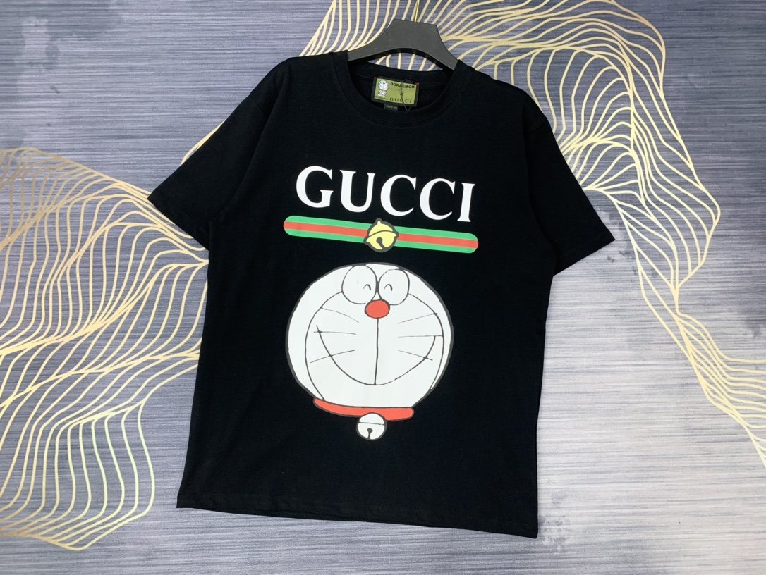 人気が爆発 Gucci グッチ Tシャツ メンズ/レディース ラウンドネック半袖  実物の写真 スーパーコピーN品代引き対応国内発送後払い送料無料安全必ず届く信用できるサイト