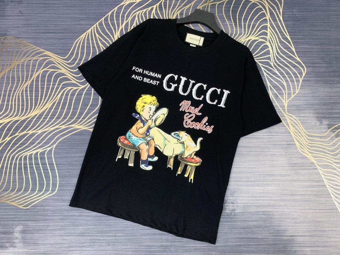 人気が爆発 Gucci グッチ Tシャツ メンズ/レディース ラウンドネック半袖  実物の写真 スーパーコピーN品代引き対応国内発送後払い送料無料安全必ず届く信用できるサイト