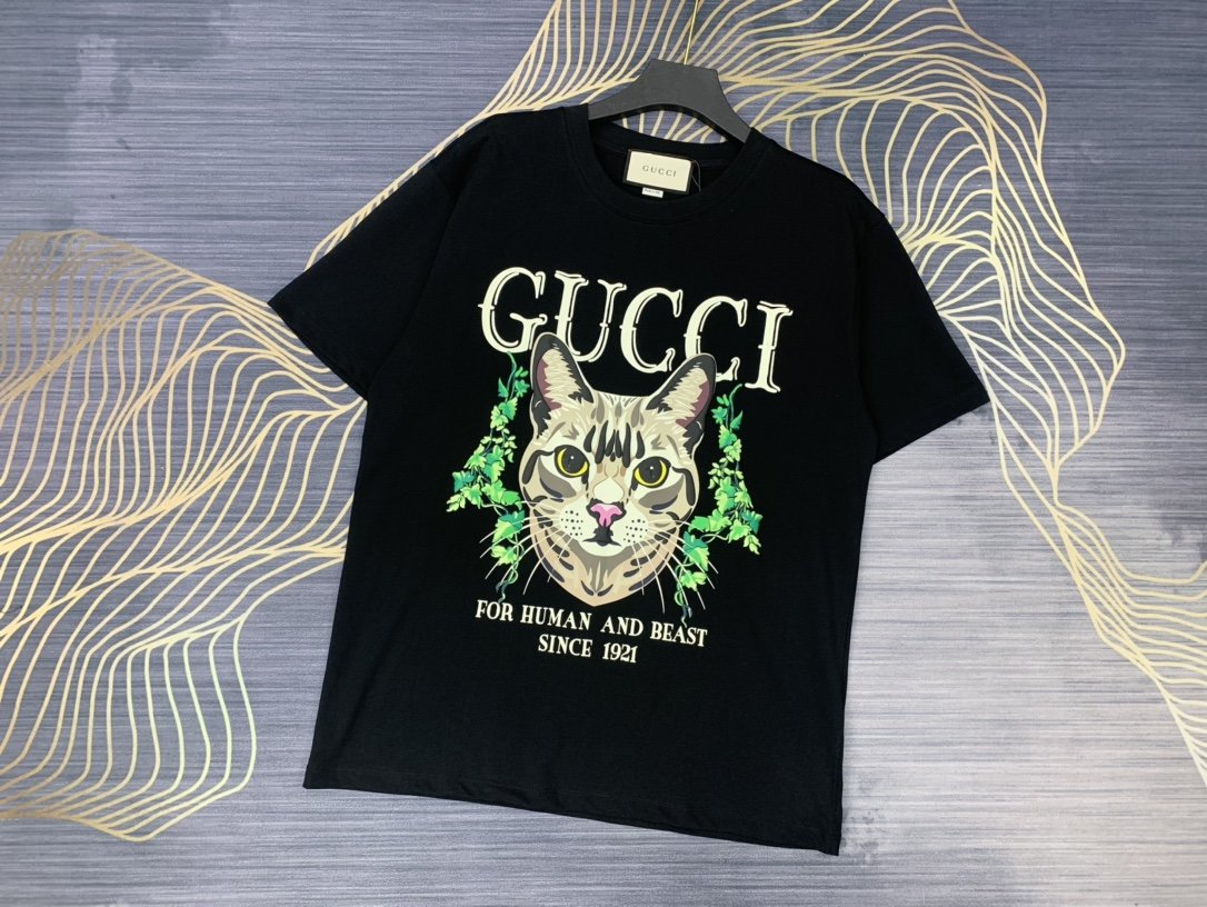 人気が爆発 Gucci グッチ Tシャツ メンズ/レディース ラウンドネック半袖  実物の写真 スーパーコピーN品代引き対応国内発送後払い送料無料安全必ず届く信用できるサイト