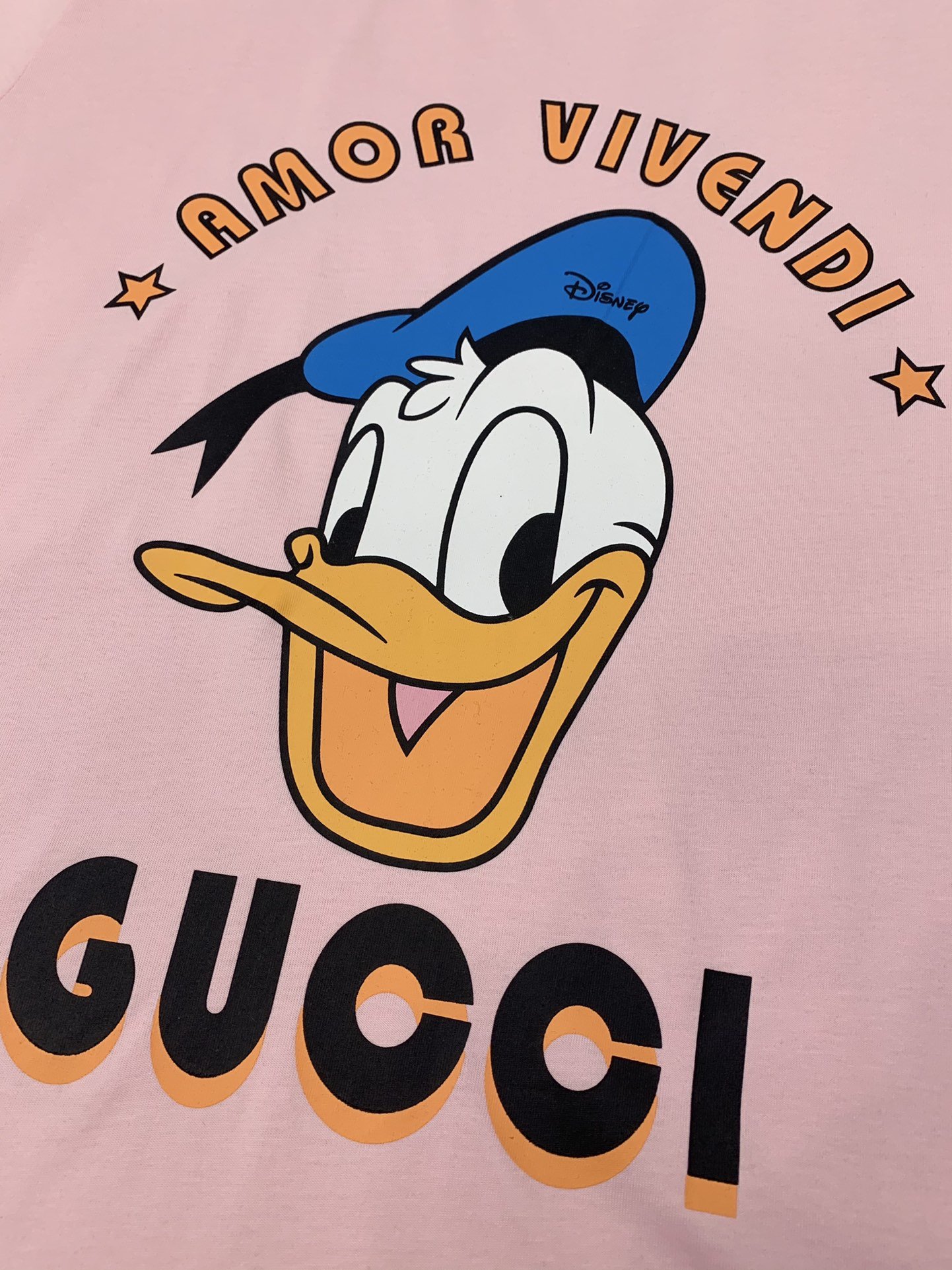 人気が爆発 Gucci グッチ Tシャツ メンズ/レディース ラウンドネック半袖  実物の写真 スーパーコピーN品代引き対応国内発送後払い送料無料安全必ず届く信用できるサイト