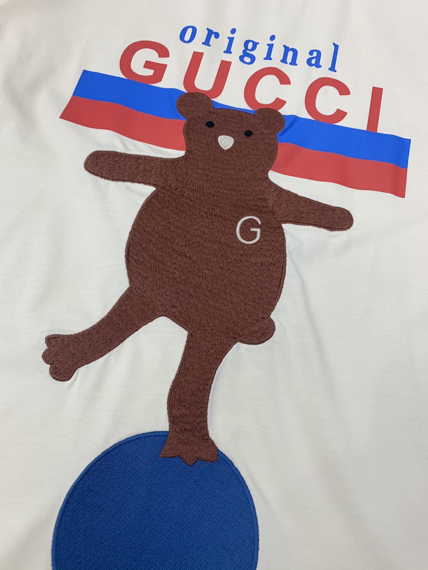 人気が爆発 Gucci グッチ Tシャツ メンズ/レディース ラウンドネック半袖  実物の写真 スーパーコピーN品代引き対応国内発送後払い送料無料安全必ず届く信用できるサイト