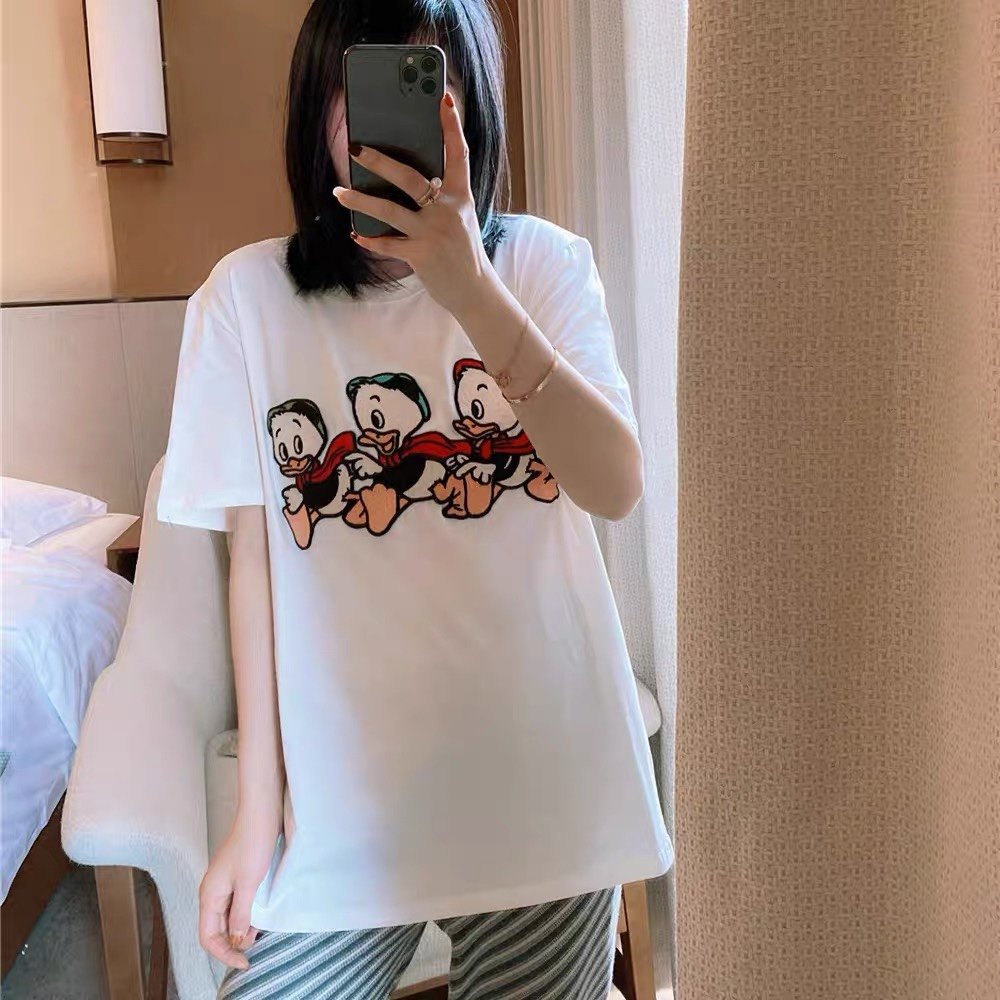 人気が爆発 Gucci グッチ Tシャツ メンズ/レディース ラウンドネック半袖  実物の写真 スーパーコピーN品代引き対応国内発送後払い送料無料安全必ず届く信用できるサイト