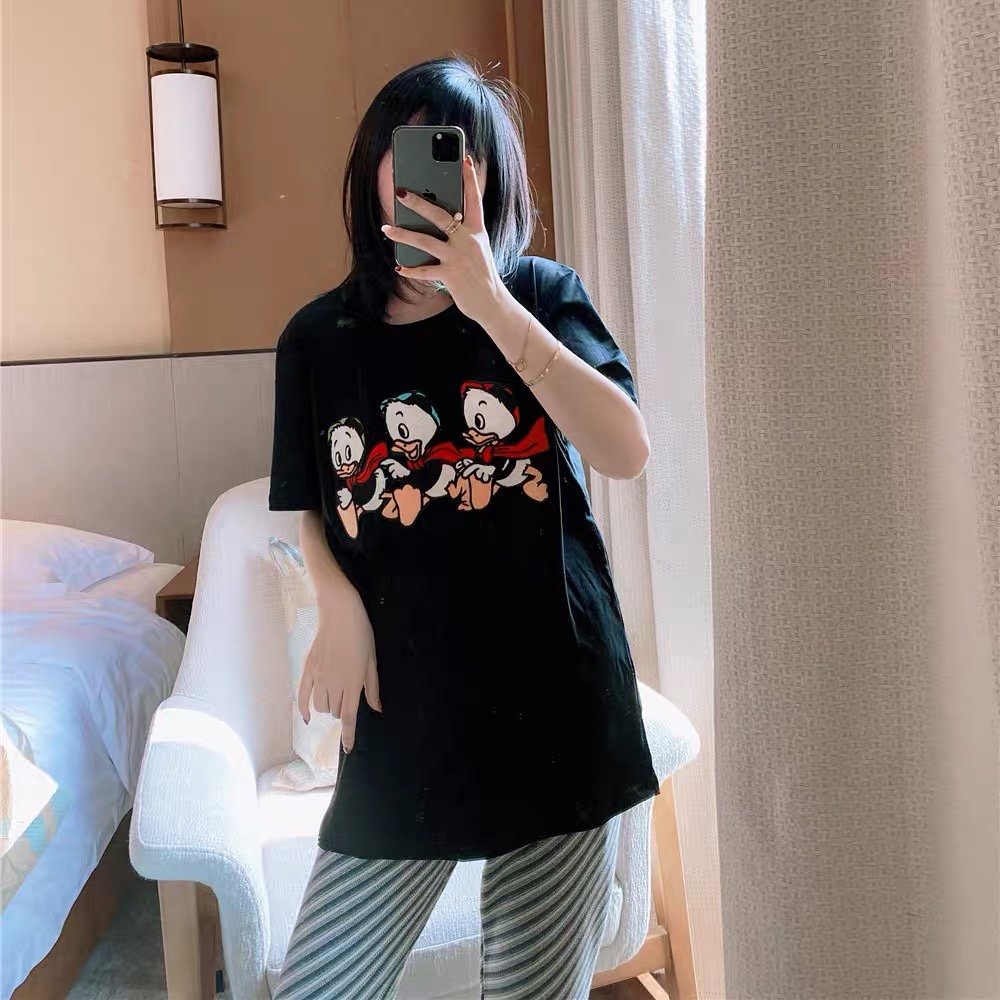 人気が爆発 Gucci グッチ Tシャツ メンズ/レディース ラウンドネック半袖  実物の写真 スーパーコピーN品代引き対応国内発送後払い送料無料安全必ず届く信用できるサイト