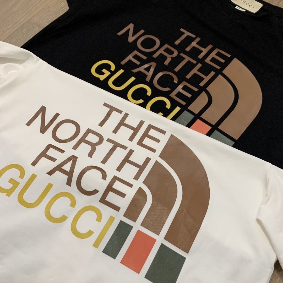 人気が爆発 Gucci グッチ Tシャツ メンズ/レディース ラウンドネック半袖  実物の写真 スーパーコピーN品代引き対応国内発送後払い送料無料安全必ず届く信用できるサイト