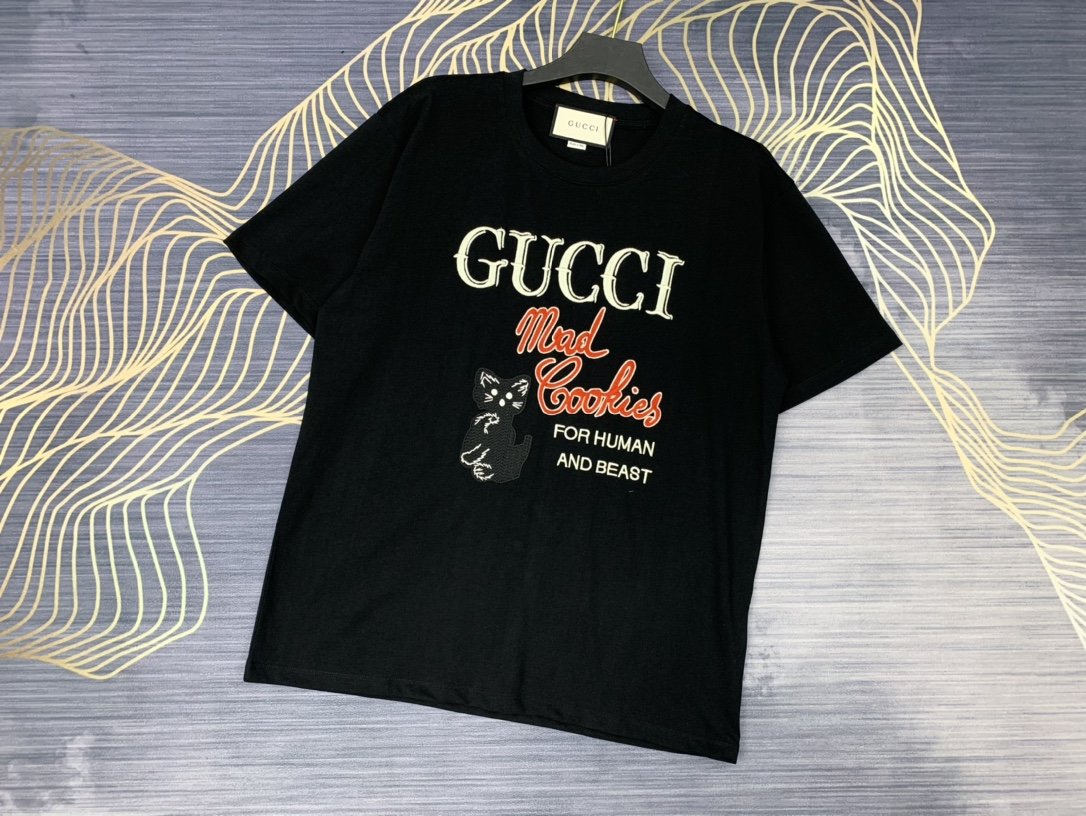 人気が爆発 Gucci グッチ Tシャツ メンズ/レディース ラウンドネック半袖  実物の写真 スーパーコピーN品代引き対応国内発送後払い送料無料安全必ず届く信用できるサイト