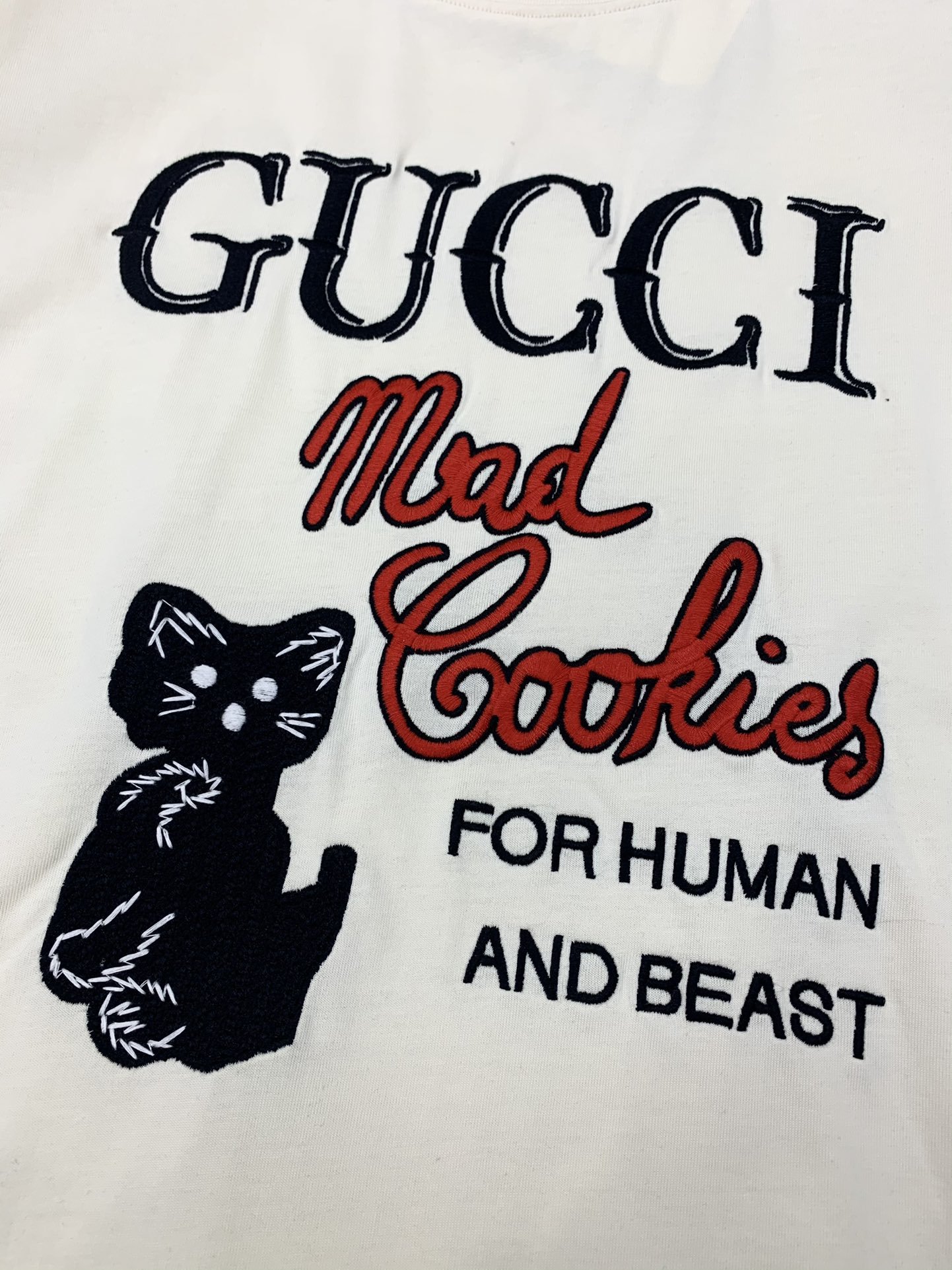 人気が爆発 Gucci グッチ Tシャツ メンズ/レディース ラウンドネック半袖  実物の写真 スーパーコピーN品代引き対応国内発送後払い送料無料安全必ず届く信用できるサイト