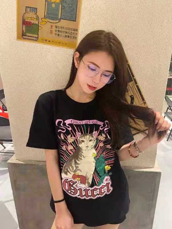 人気が爆発 Gucci グッチ Tシャツ メンズ/レディース ラウンドネック半袖  実物の写真 スーパーコピーN品代引き対応国内発送後払い送料無料安全必ず届く信用できるサイト