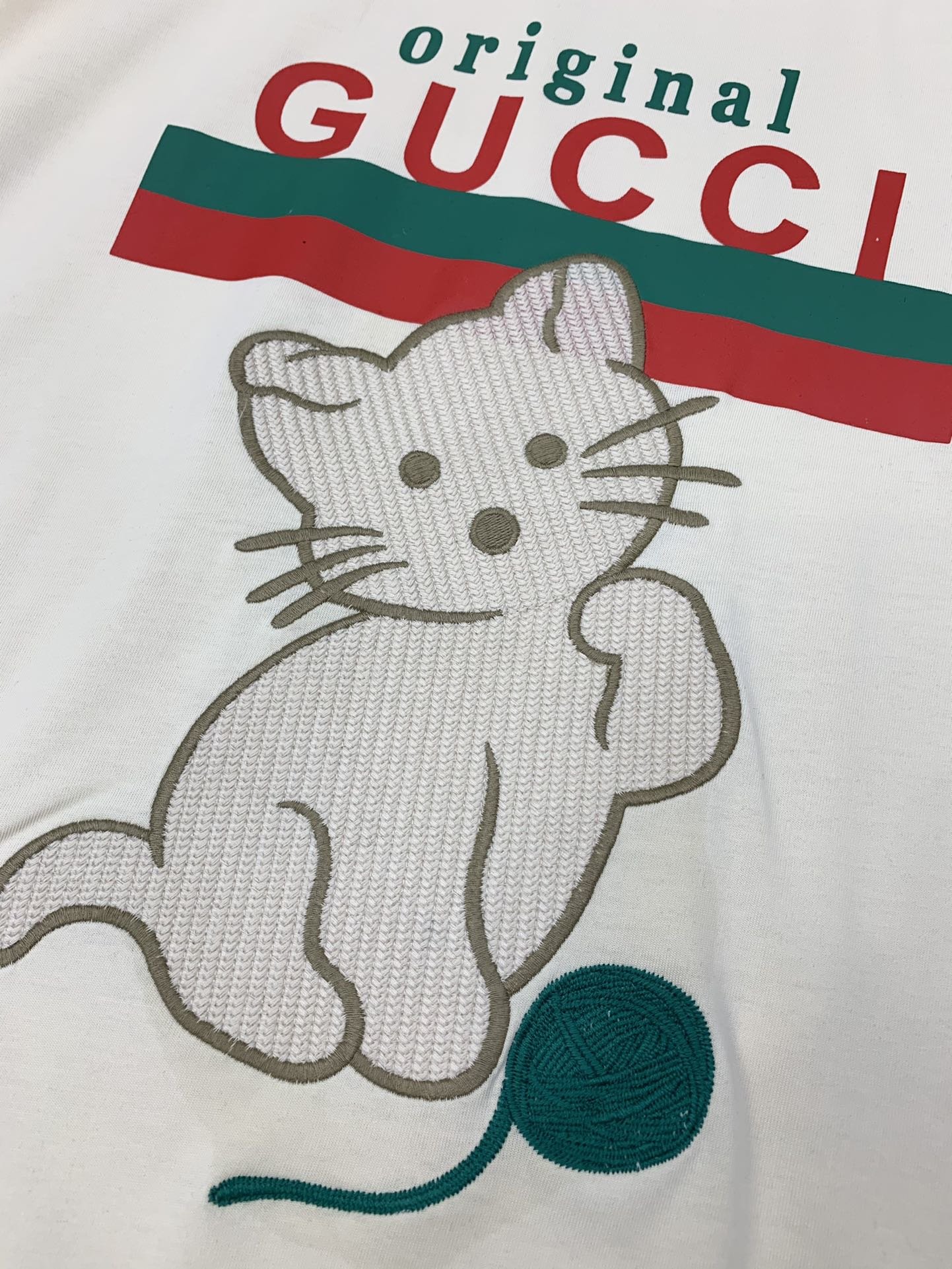 人気が爆発 Gucci グッチ Tシャツ メンズ/レディース ラウンドネック半袖  実物の写真 スーパーコピーN品代引き対応国内発送後払い送料無料安全必ず届く信用できるサイト