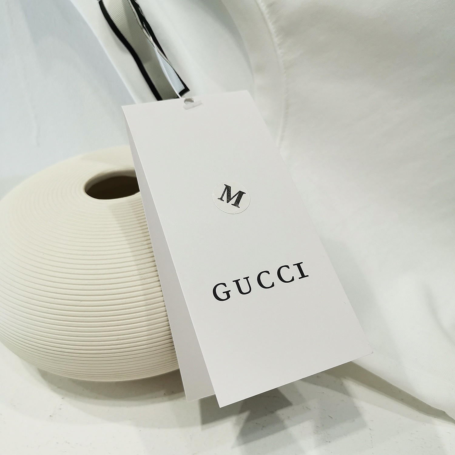 人気が爆発 Gucci グッチ Tシャツ メンズ/レディース ラウンドネック半袖  実物の写真 スーパーコピーN品代引き対応国内発送後払い送料無料安全必ず届く信用できるサイト