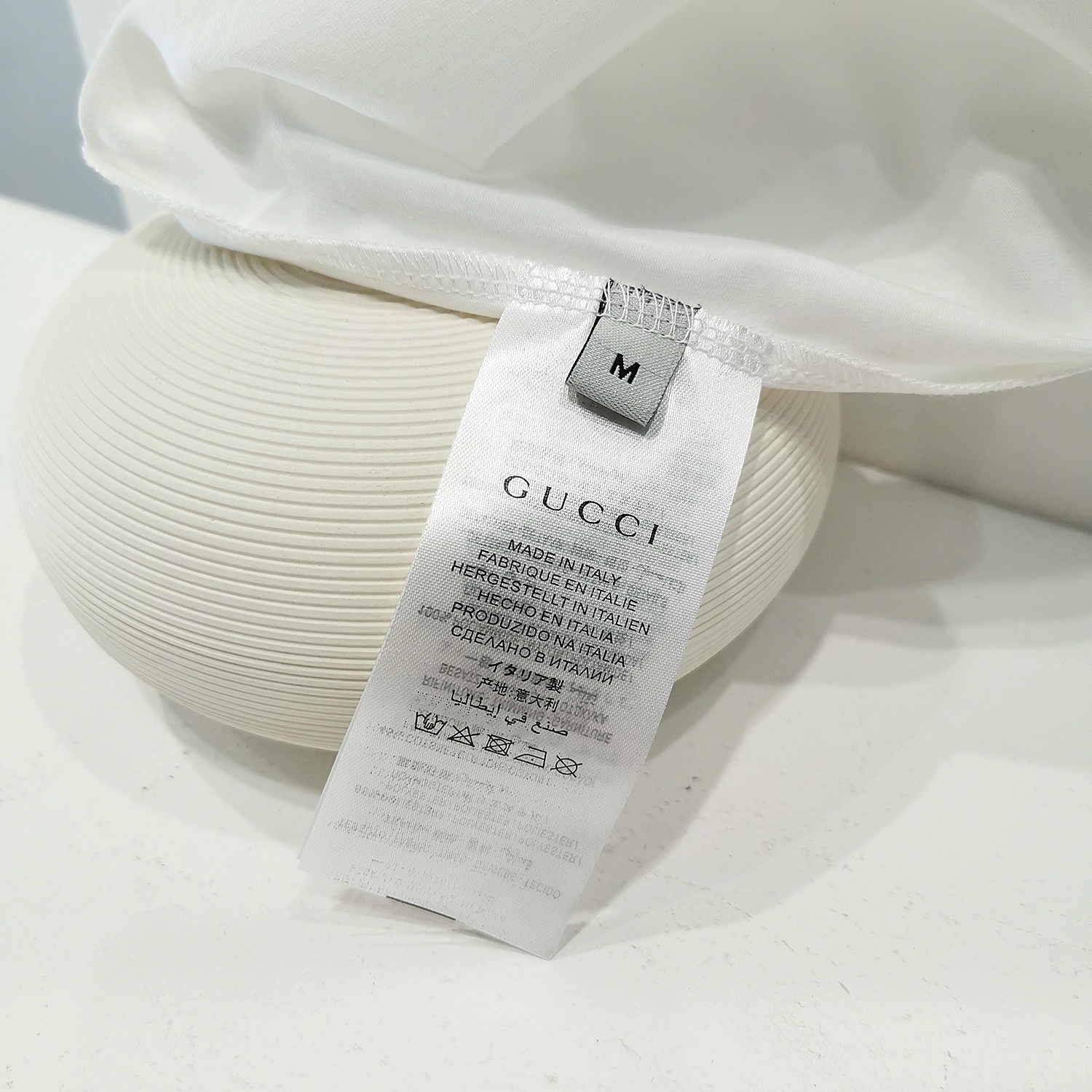 人気が爆発 Gucci グッチ Tシャツ メンズ/レディース ラウンドネック半袖  実物の写真 スーパーコピーN品代引き対応国内発送後払い送料無料安全必ず届く信用できるサイト