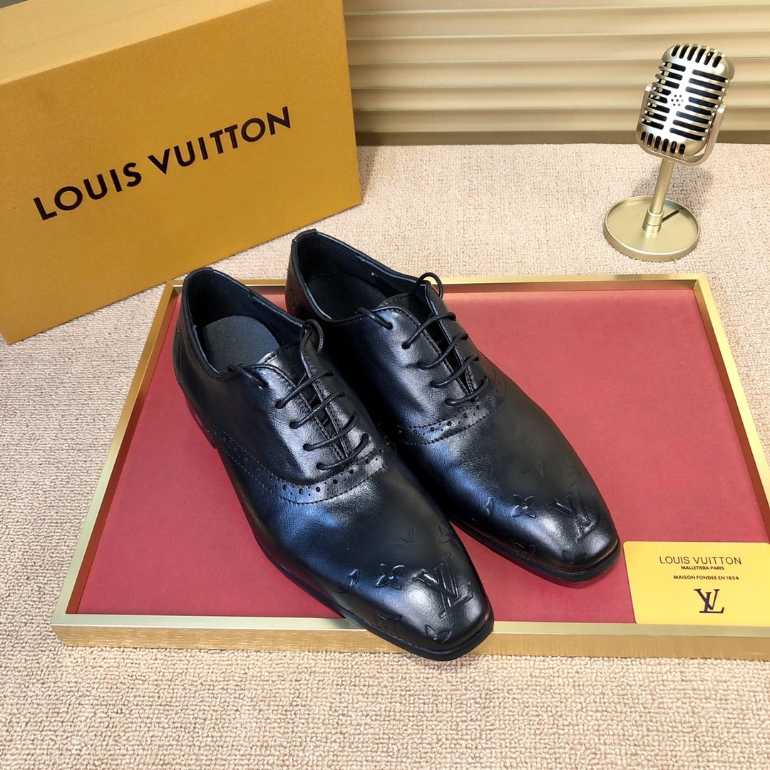 おしゃれ新入荷ルイヴィトンLouis Vuittonメンズ ビジネス革靴 実物の写真 スーパーコピー代引き可能国内発送後払い安全必ず届く信用できるサイト