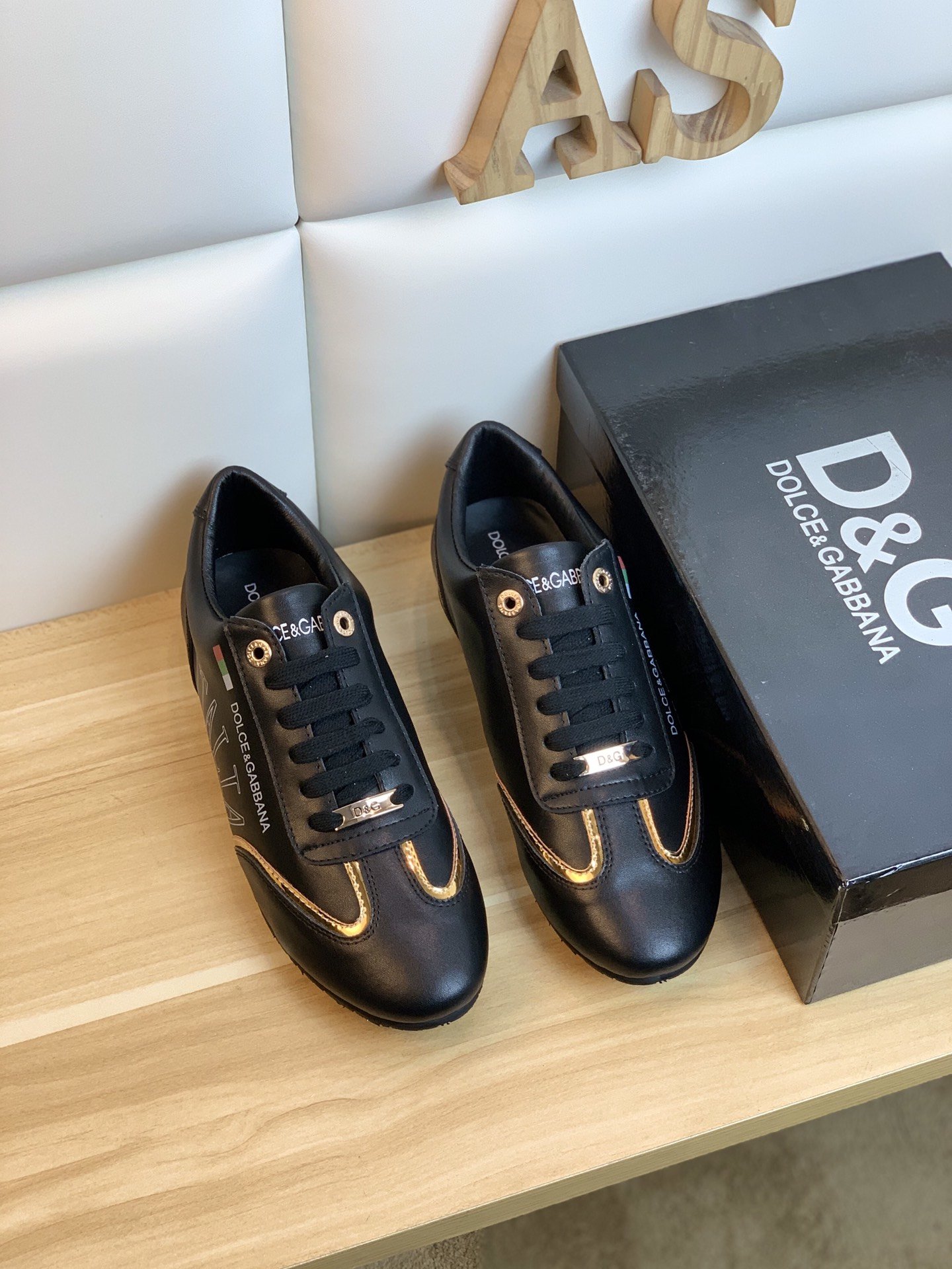 N品格安ばれないドルチェ＆ガッバーナ Dolce&Gabbanaスニーカー 実物の写真 スーパーコピー靴シューズ代引き可能国内発送後払い安全必ず届く信用できるサイ