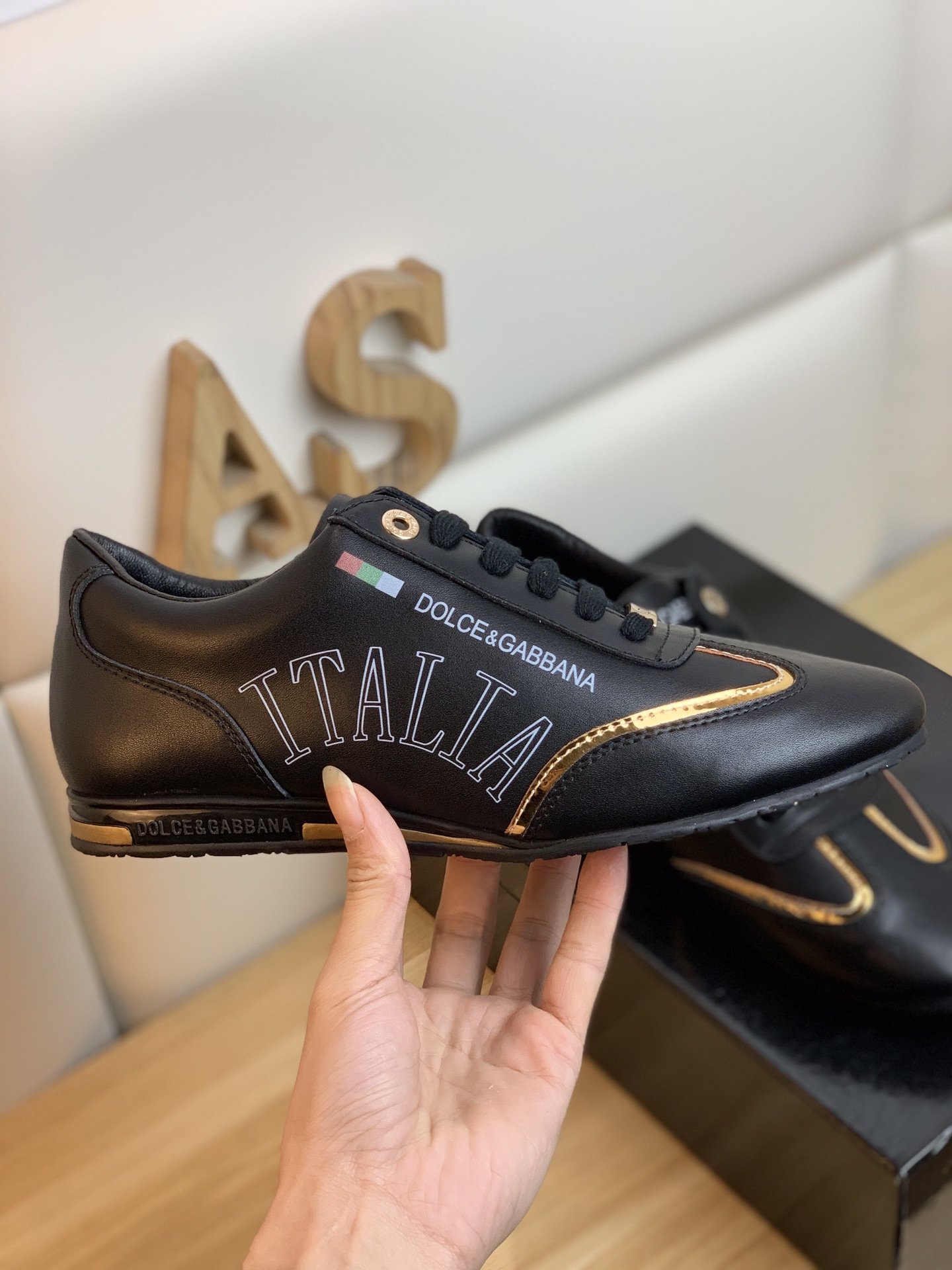 N品格安ばれないドルチェ＆ガッバーナ Dolce&Gabbanaスニーカー 実物の写真 スーパーコピー靴シューズ代引き可能国内発送後払い安全必ず届く信用できるサイ