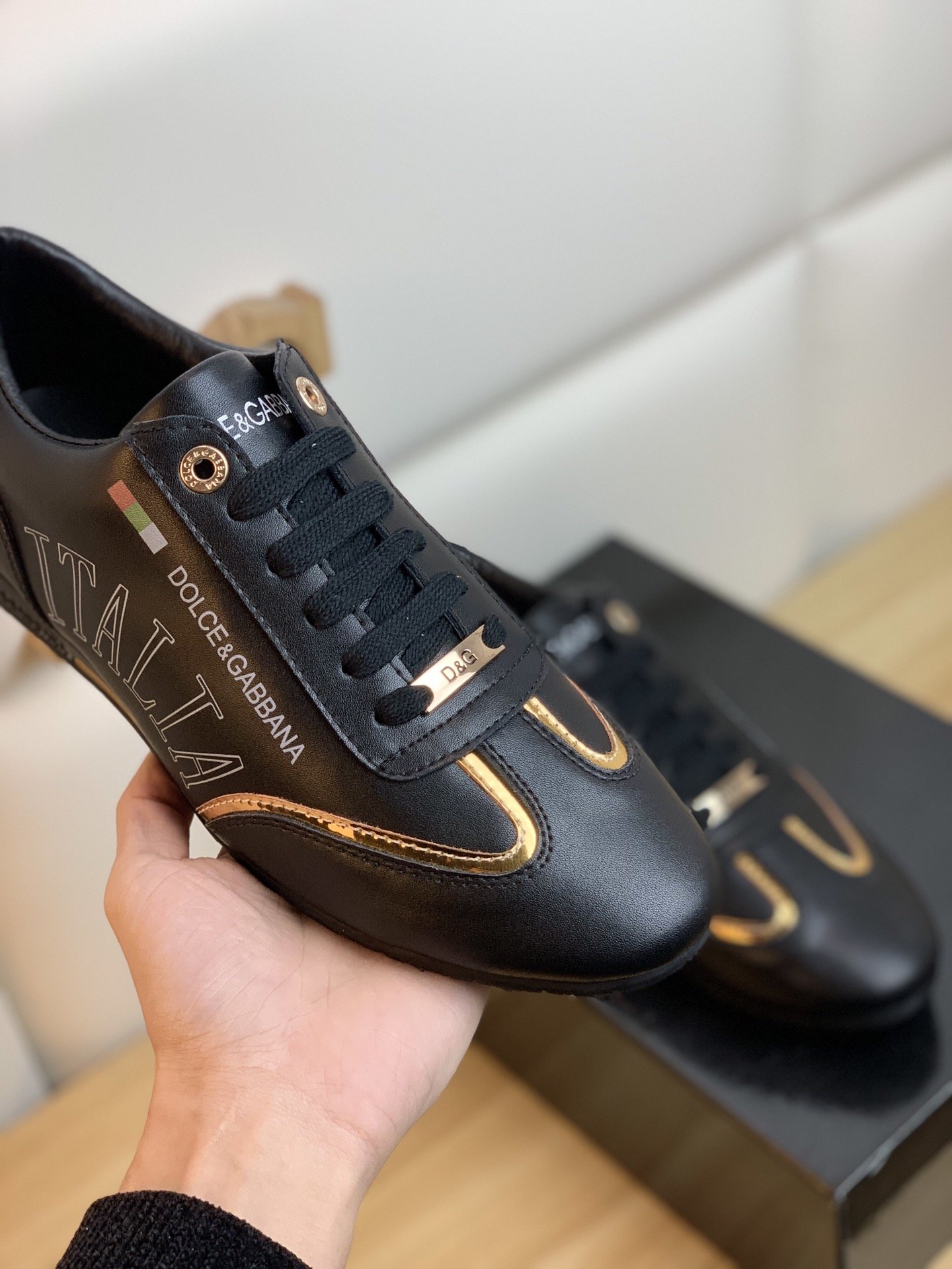 N品格安ばれないドルチェ＆ガッバーナ Dolce&Gabbanaスニーカー 実物の写真 スーパーコピー靴シューズ代引き可能国内発送後払い安全必ず届く信用できるサイ