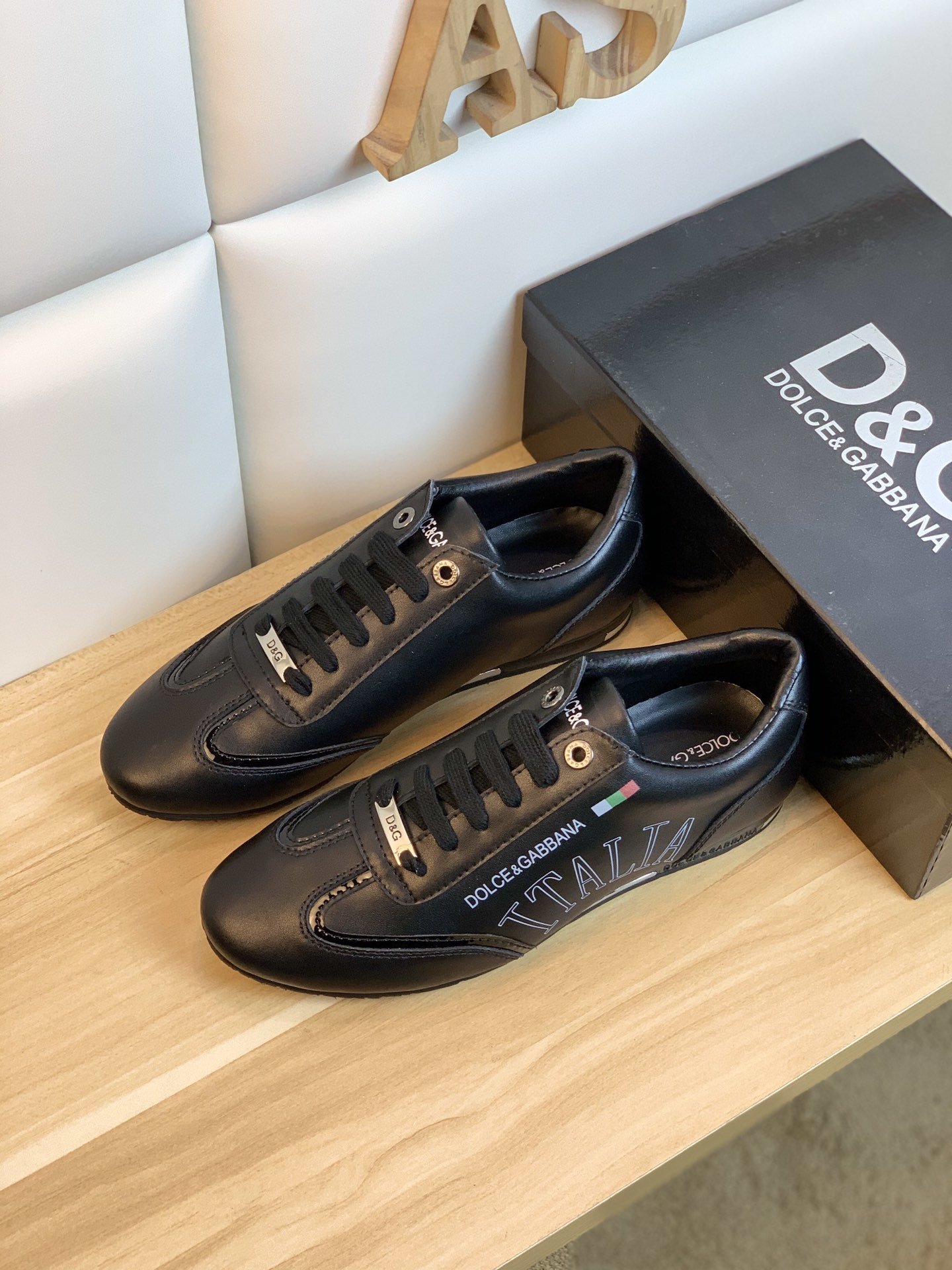 N品格安ばれないドルチェ＆ガッバーナ Dolce&Gabbanaスニーカー 実物の写真 スーパーコピー靴シューズ代引き可能国内発送後払い安全必ず届く信用できるサイ