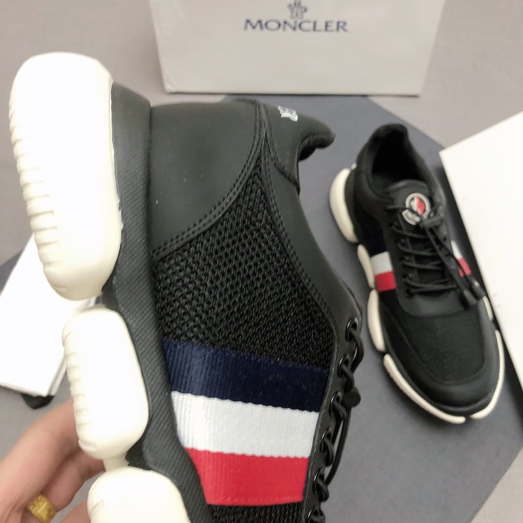 おしゃれモンクレール Moncler靴 実物の写真 スーパーコピー靴安全必ず届くN品代引き可能国内発送後払い優良サイト