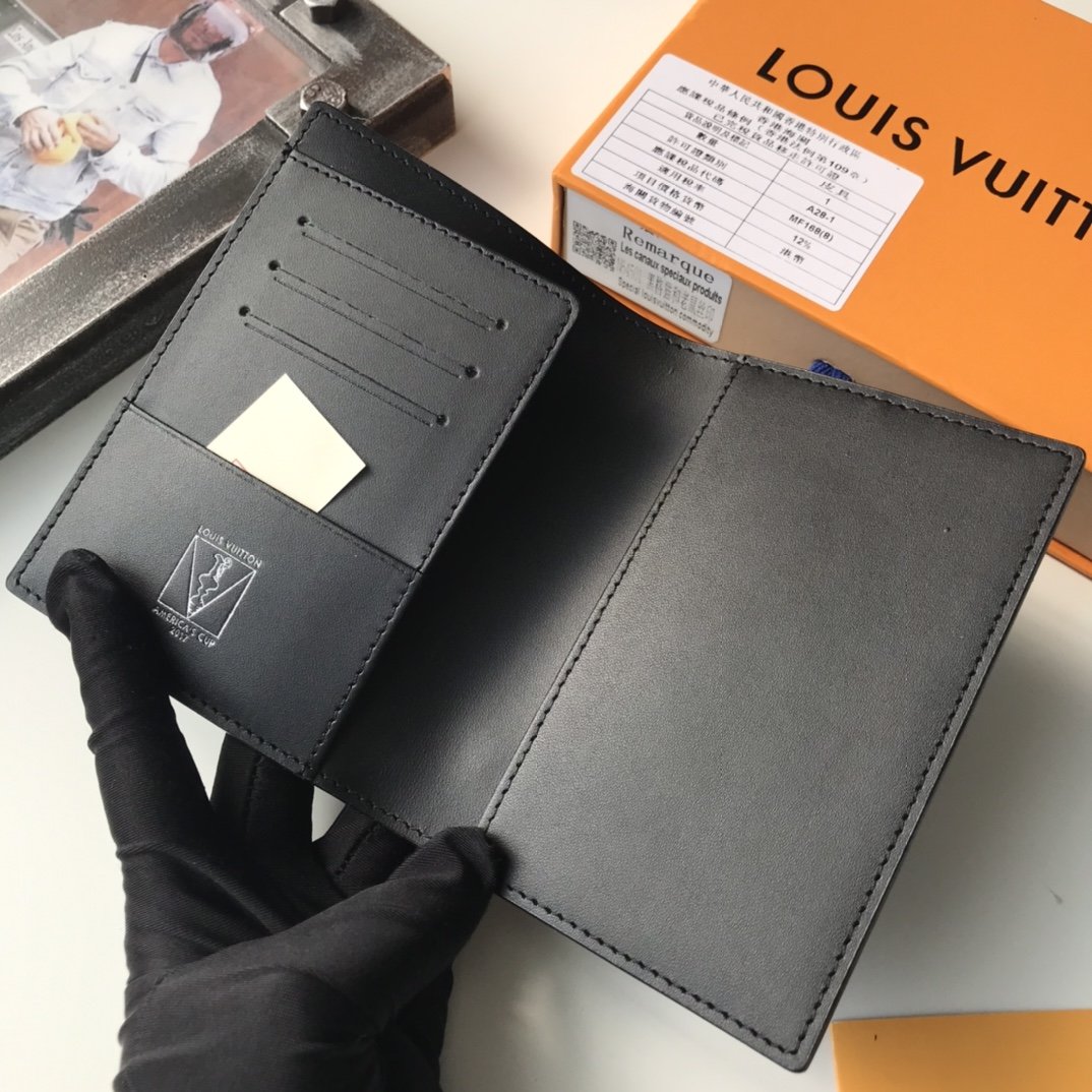 上品でファッションルイヴィトン Louis Vuittonパスケース スーパーコピーN品代引き可能国内発送後払い安全必ず届く優良サイト