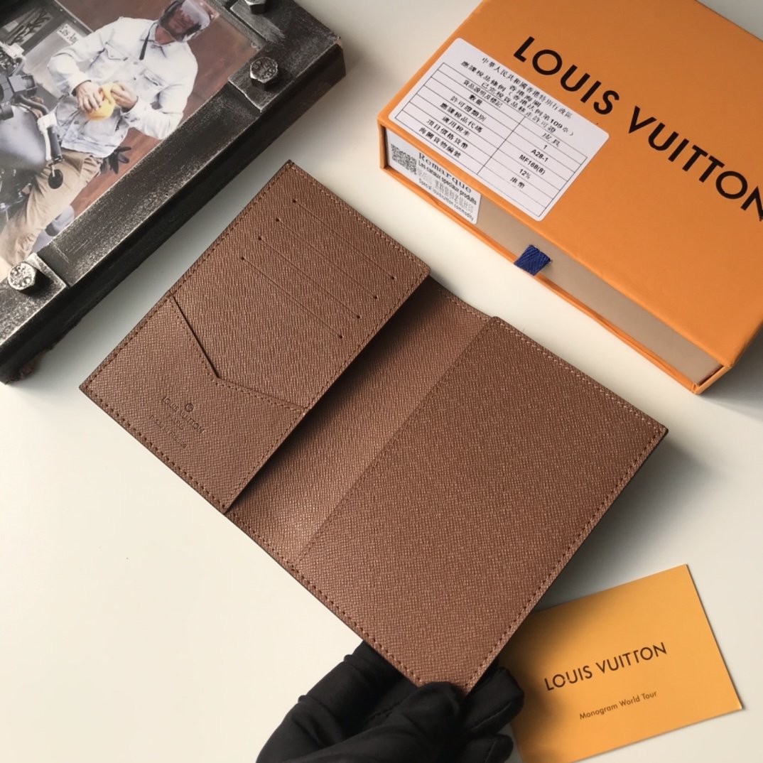 上品でファッションルイヴィトン Louis Vuittonパスケース スーパーコピーN品代引き可能国内発送後払い安全必ず届く優良サイト